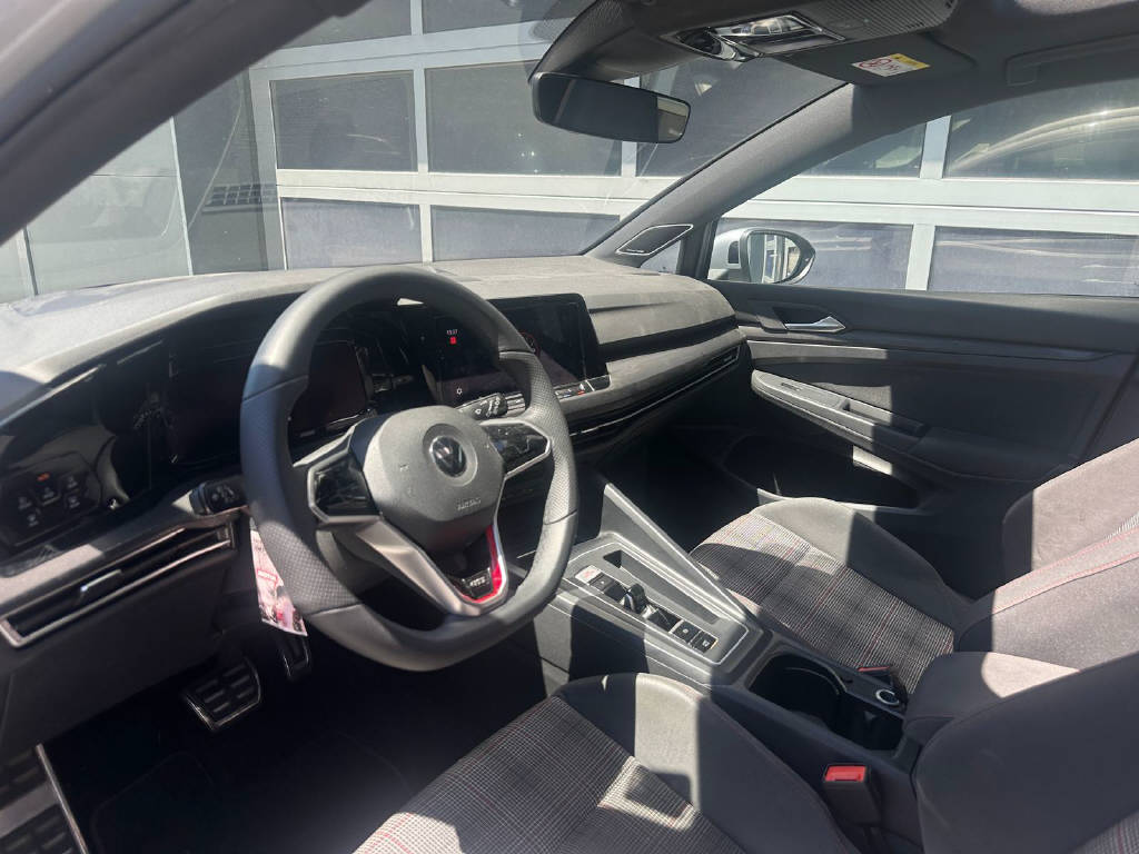 VW Golf VIII 2.0 TSI GTI DSG - CH-image-7
