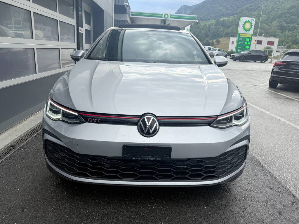 VW Golf VIII 2.0 TSI GTI DSG - CH-showroom-element-2