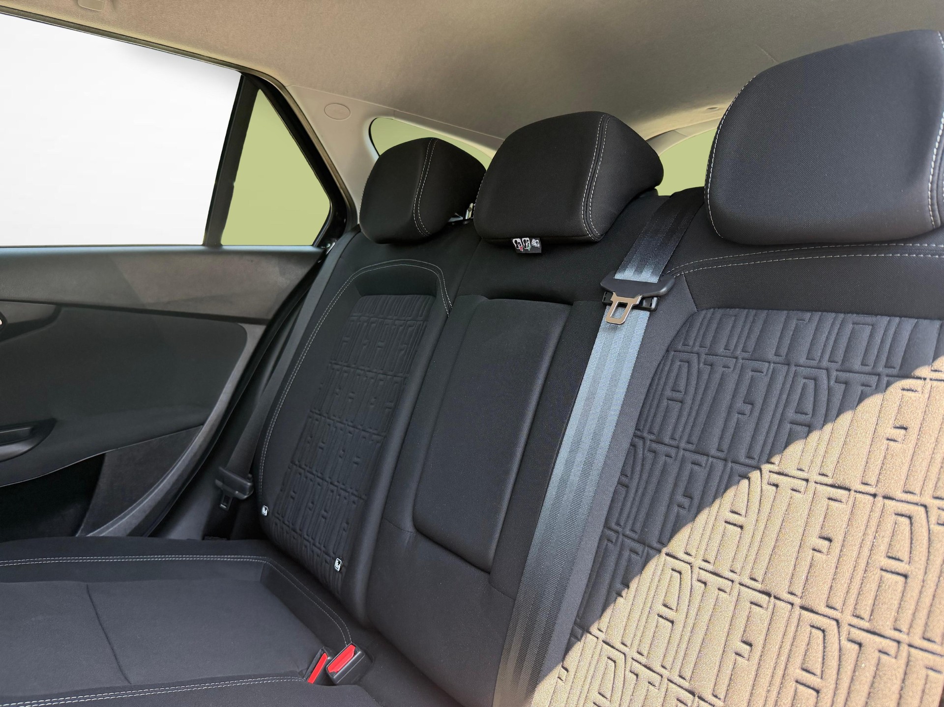 FIAT Tipo SW 1.5 Hybrid Swiss Cross-image-10