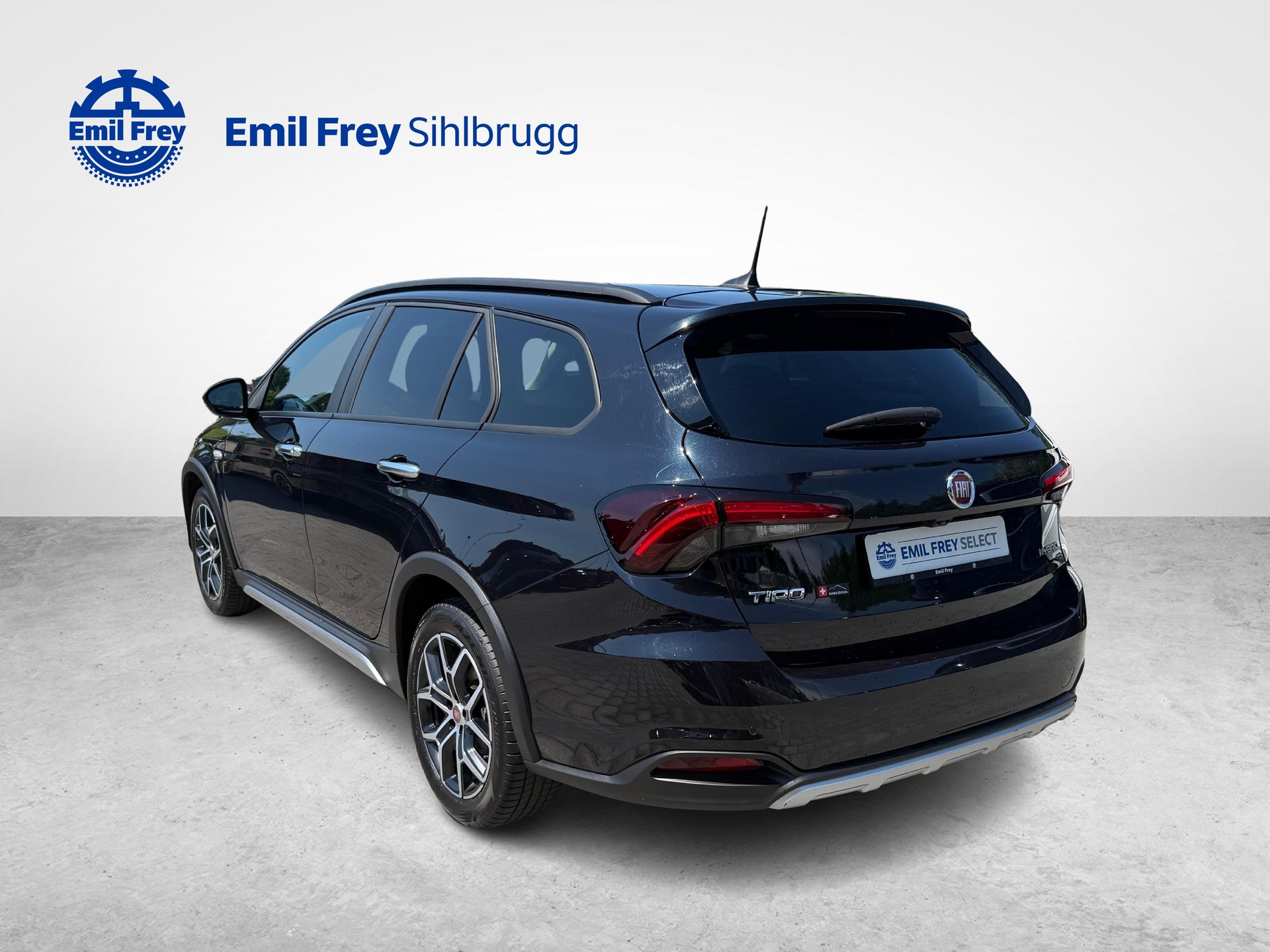 FIAT Tipo SW 1.5 Hybrid Swiss Cross-image-2