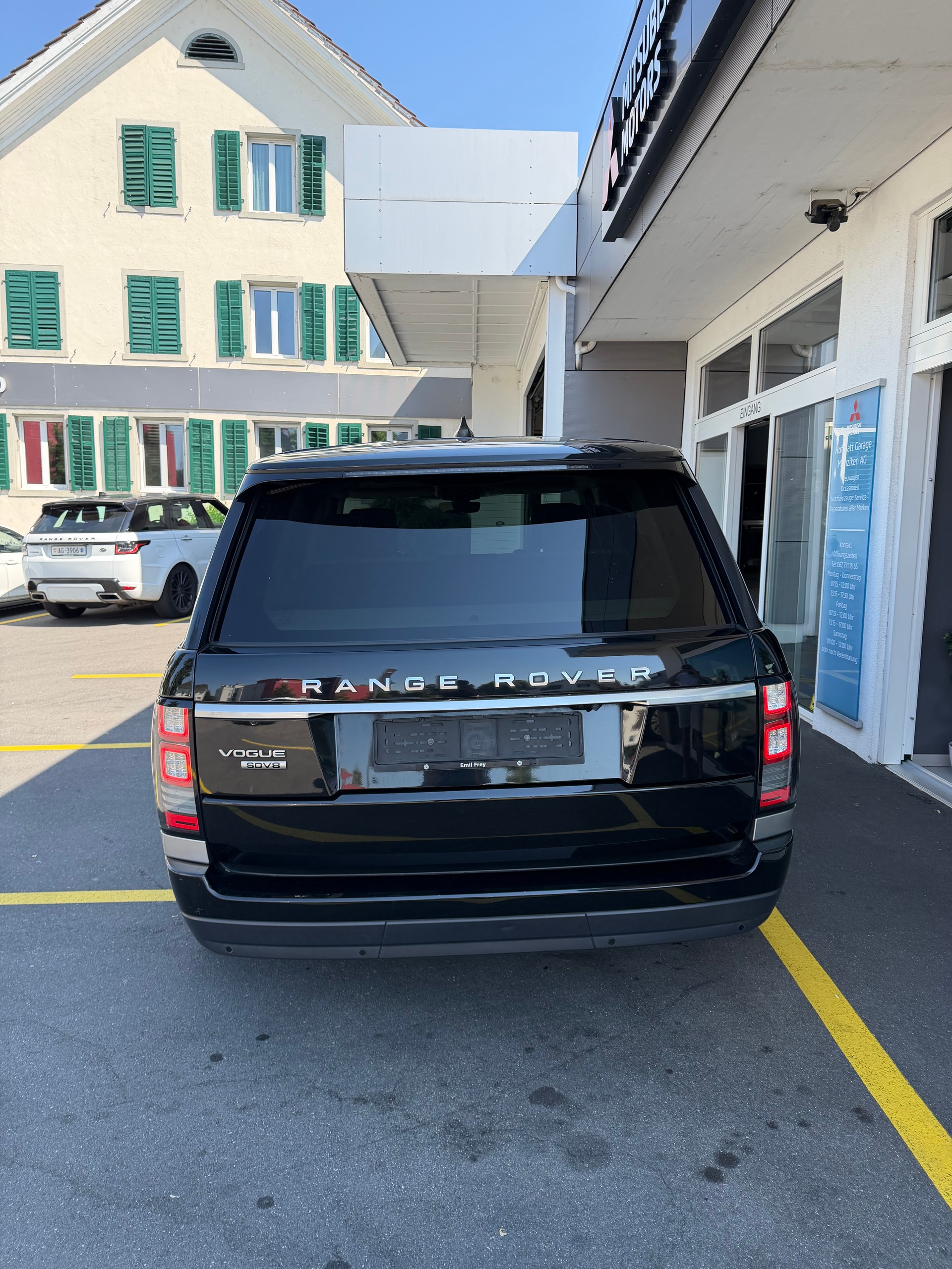 LAND ROVER Range Rover 4.4 SDV8 Vogue Automatic-image-7