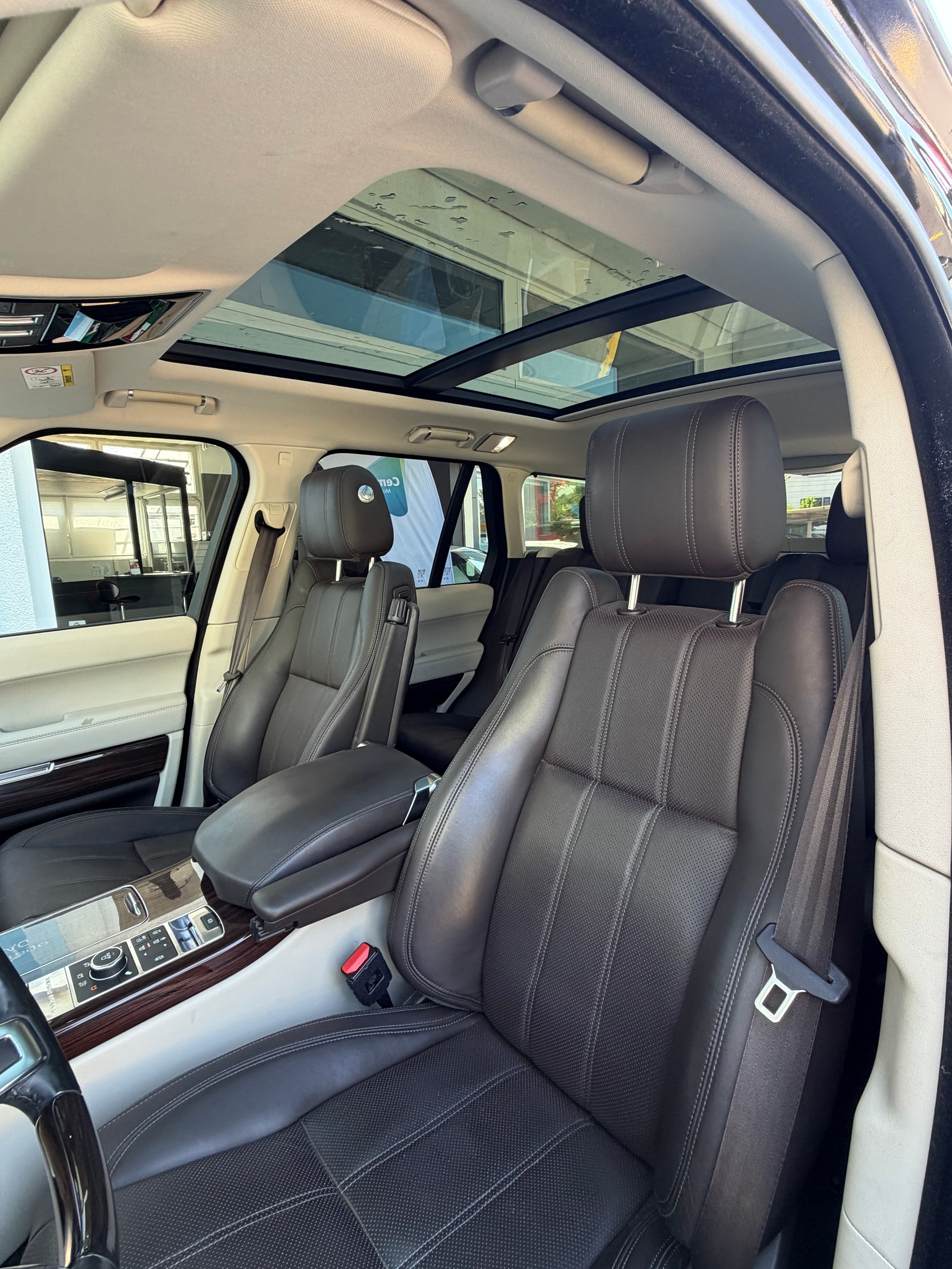 LAND ROVER Range Rover 4.4 SDV8 Vogue Automatic-image-13