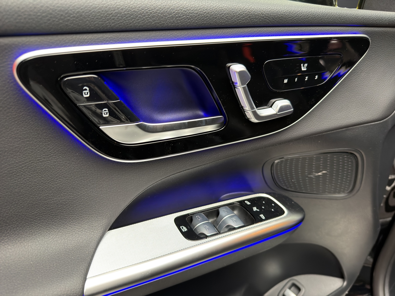 MERCEDES-BENZ GLC 200 d 4MATIC-image-12