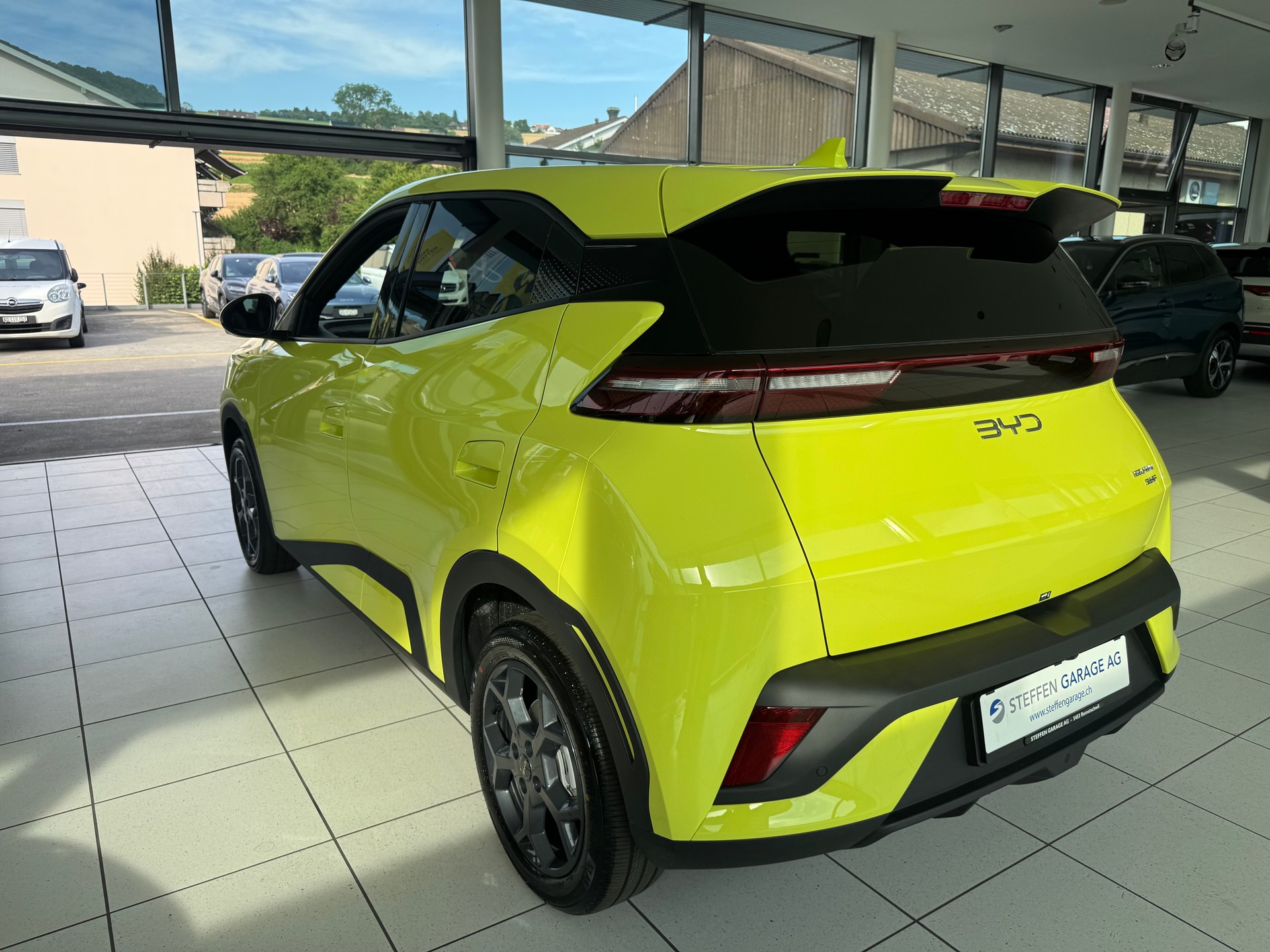 BYD Dolphin Surf 43 kWh Comfort-image-9