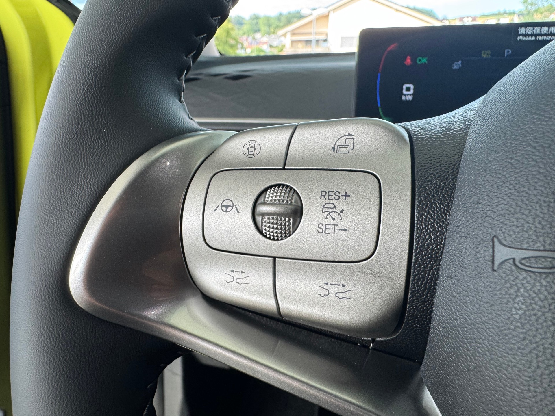 BYD Dolphin Surf 43 kWh Comfort-image-15