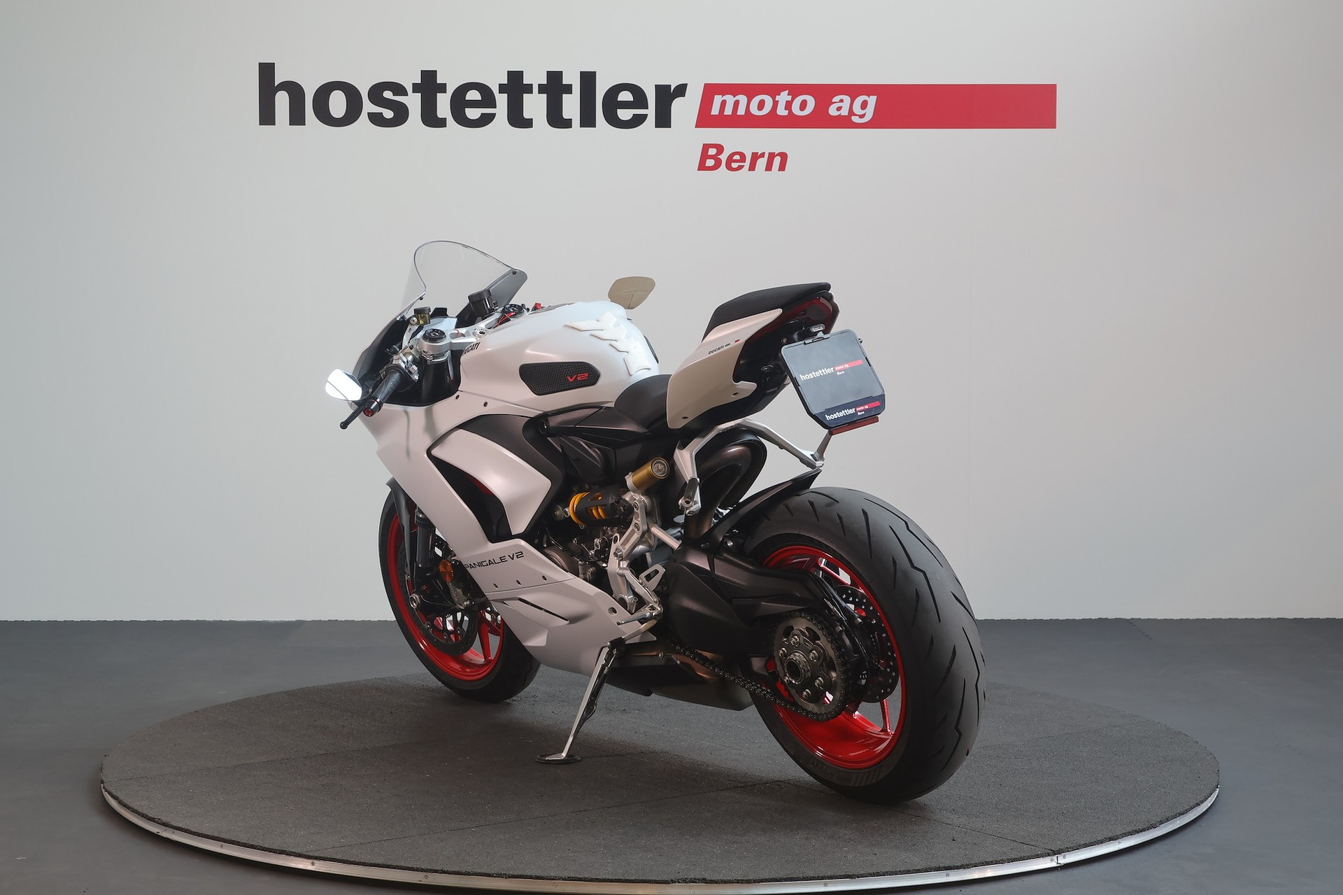 DUCATI Panigale V2-showroom-element-3
