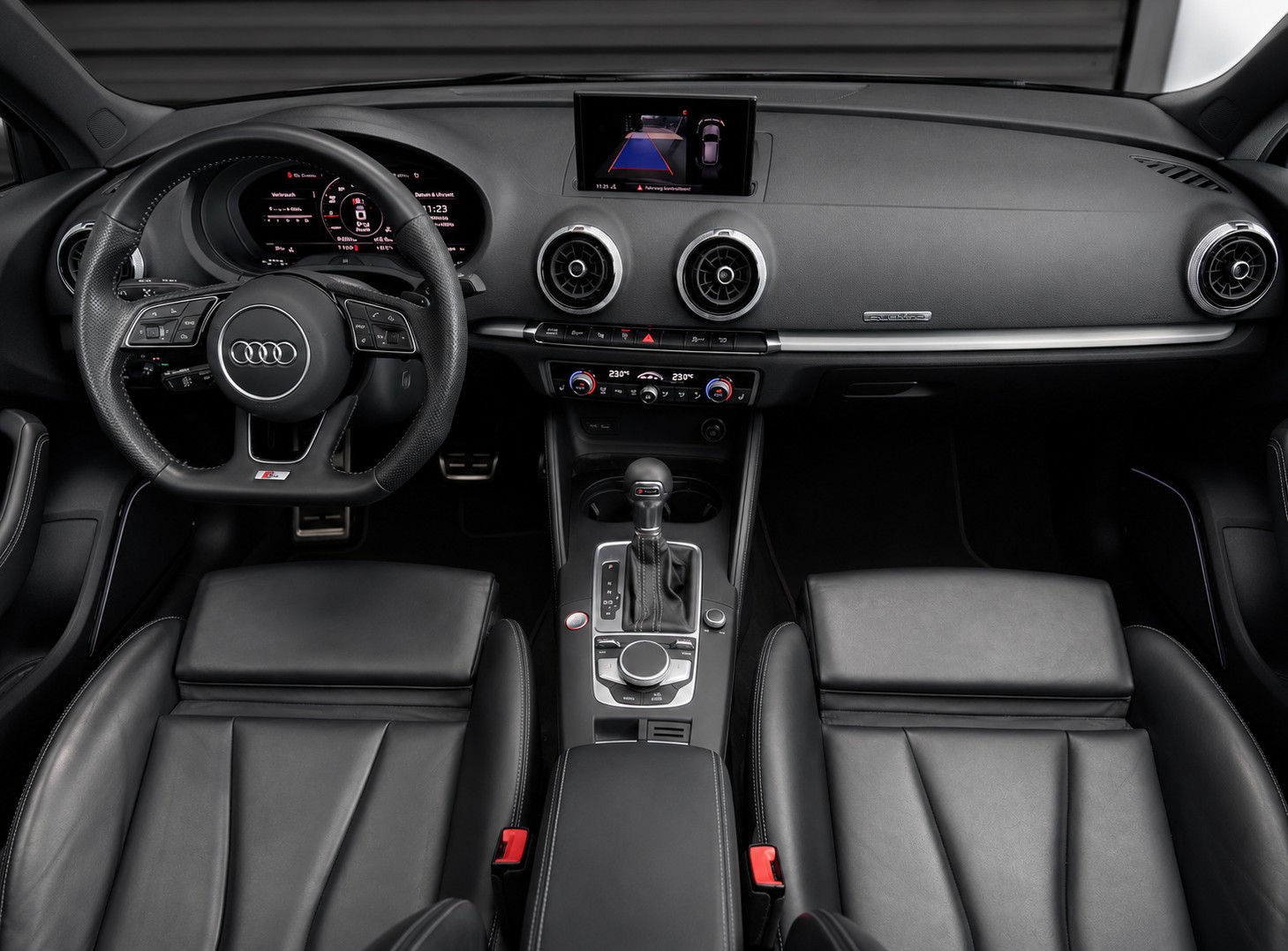AUDI S3 Sportback 2.0 TFSI quattro S-tronic-image-9