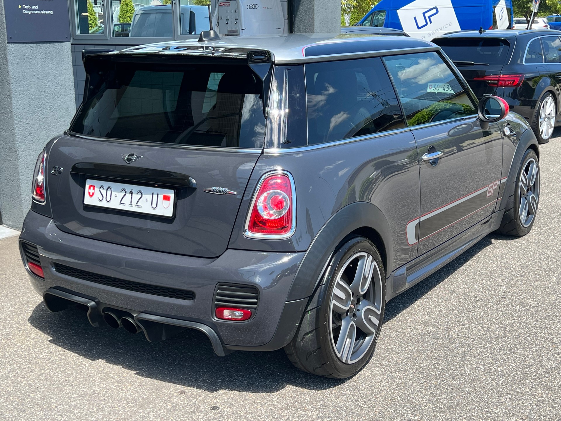 MINI Cooper John Cooper Works GP-image-4