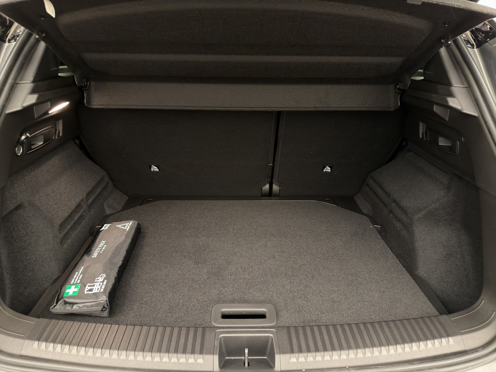RENAULT Austral 1.2 E-Tech esprit Alpine-image-12