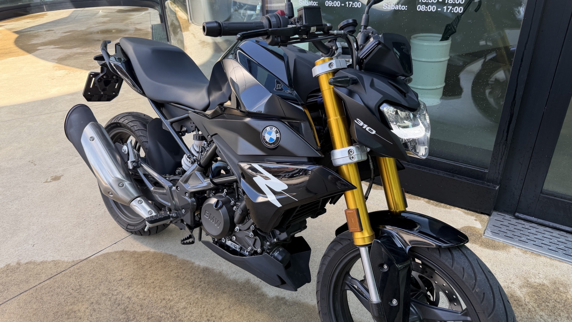 BMW G 310 R Passion-showroom-element-3