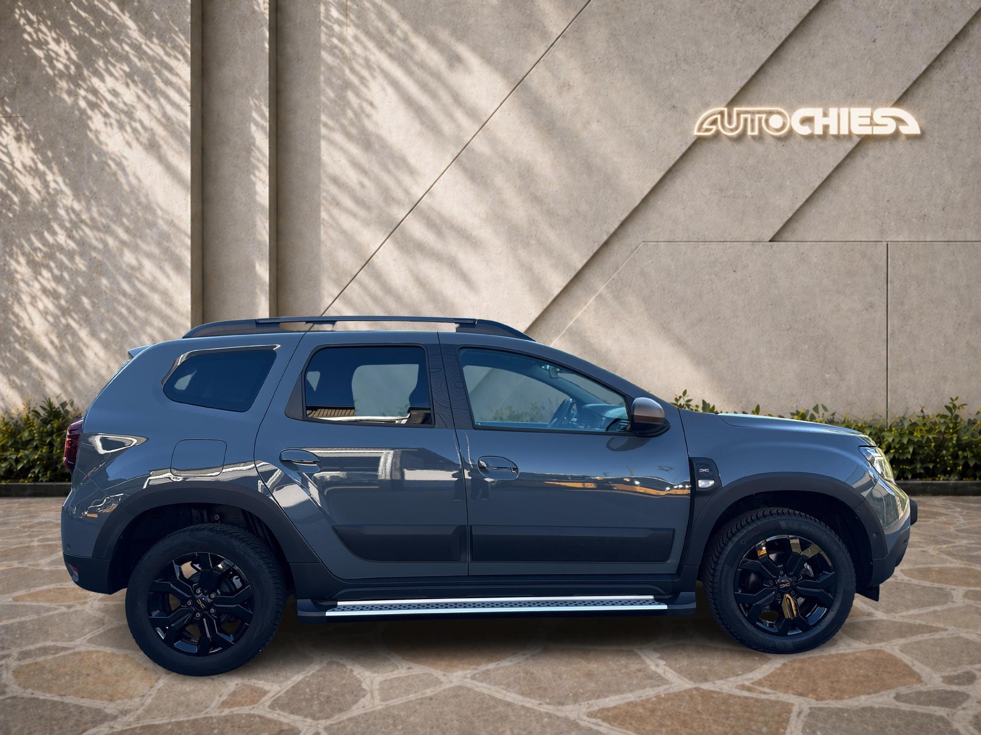 DACIA Duster 1.3 TCe 150 Expression 4WD-image-5