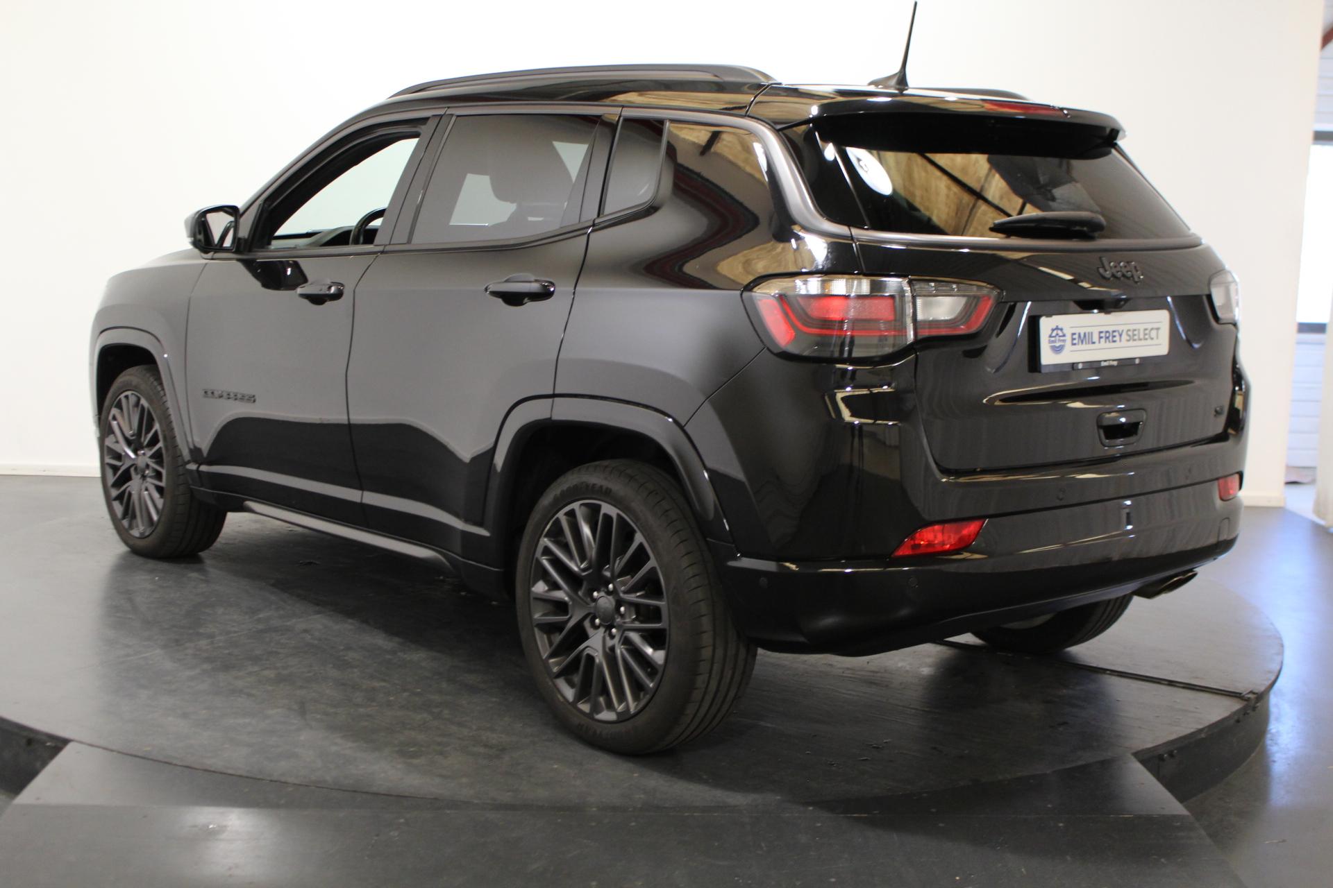 JEEP Compass 1.3 Turbo S-image-2