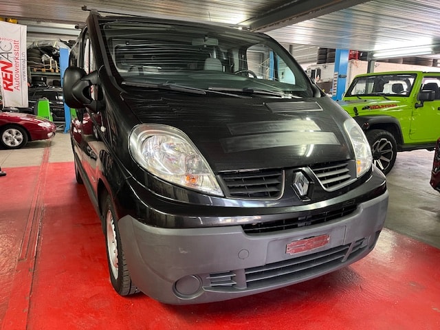 RENAULT Trafic 2.0 dCi 115 2.9t L1H1-image-11