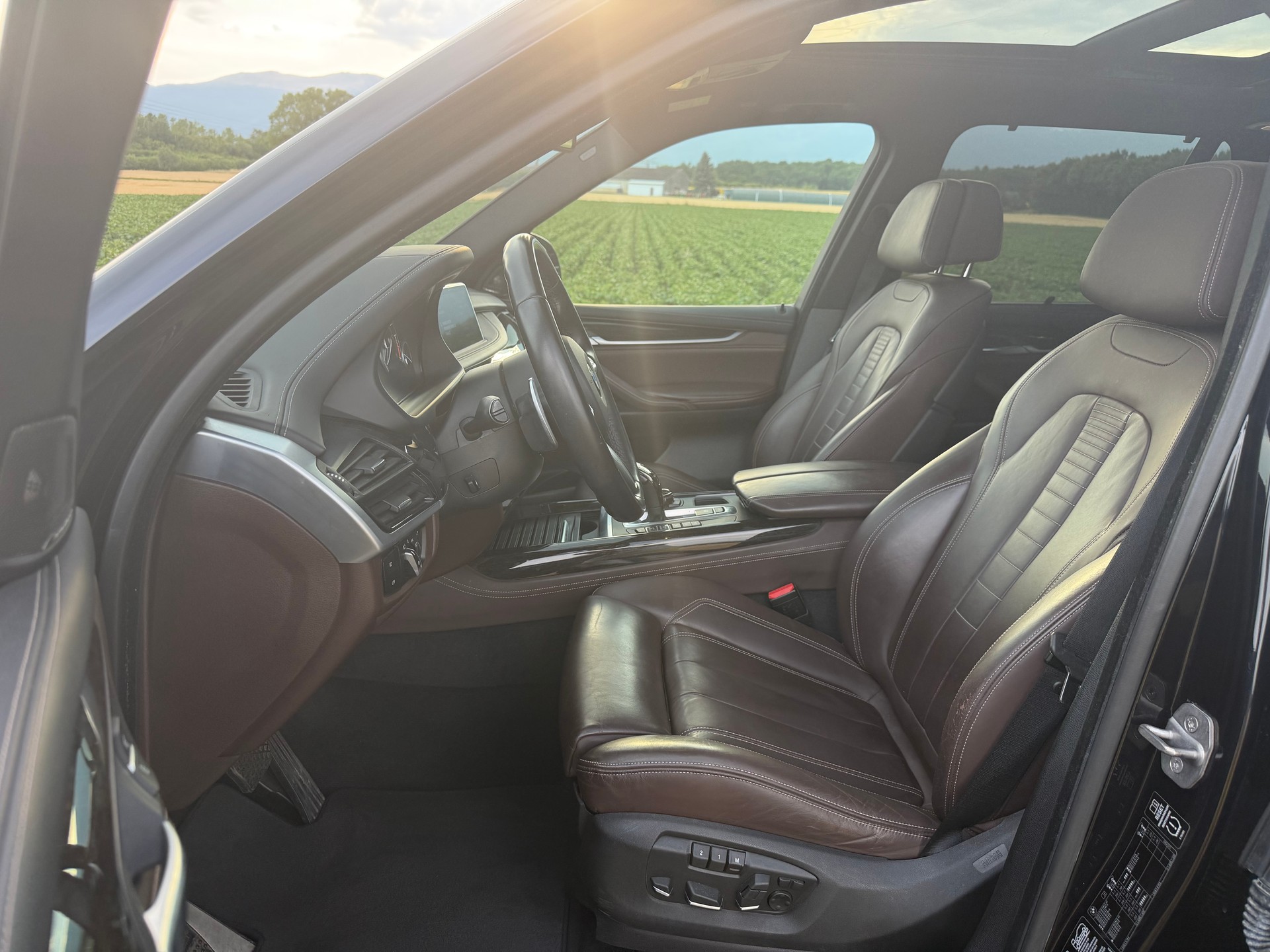 BMW X5 xDrive 40d Steptronic-image-12