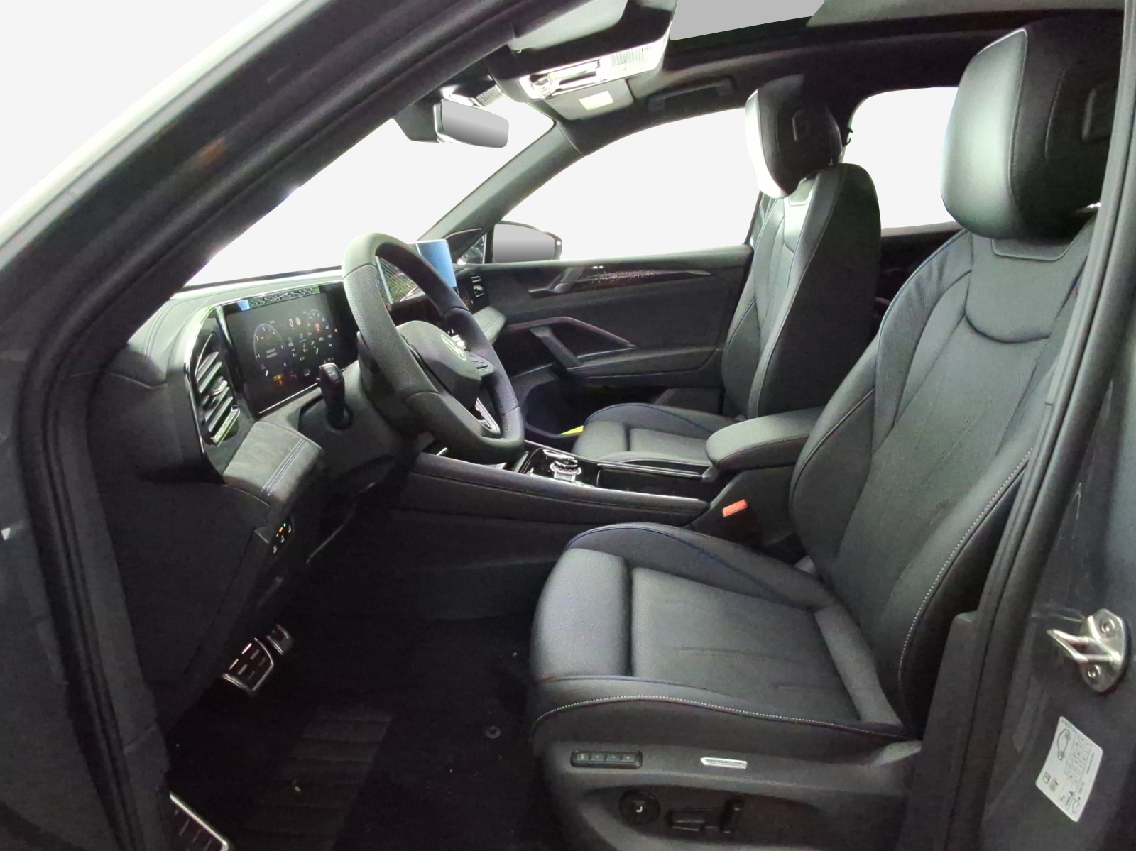 VW Tiguan 2.0 TSI DSG R-Line 4Motion-image-7