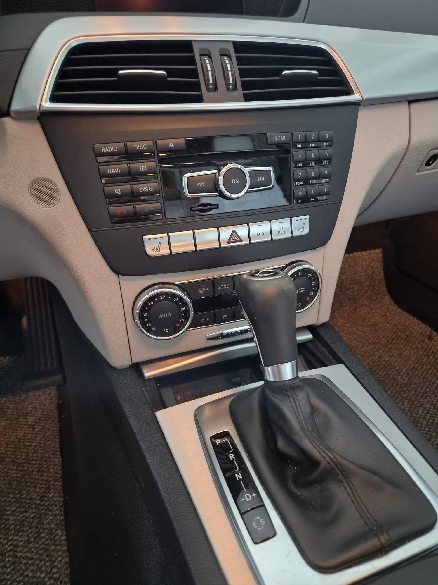 MERCEDES-BENZ C 350 V6 BlueEF Avant. 4m-image-3