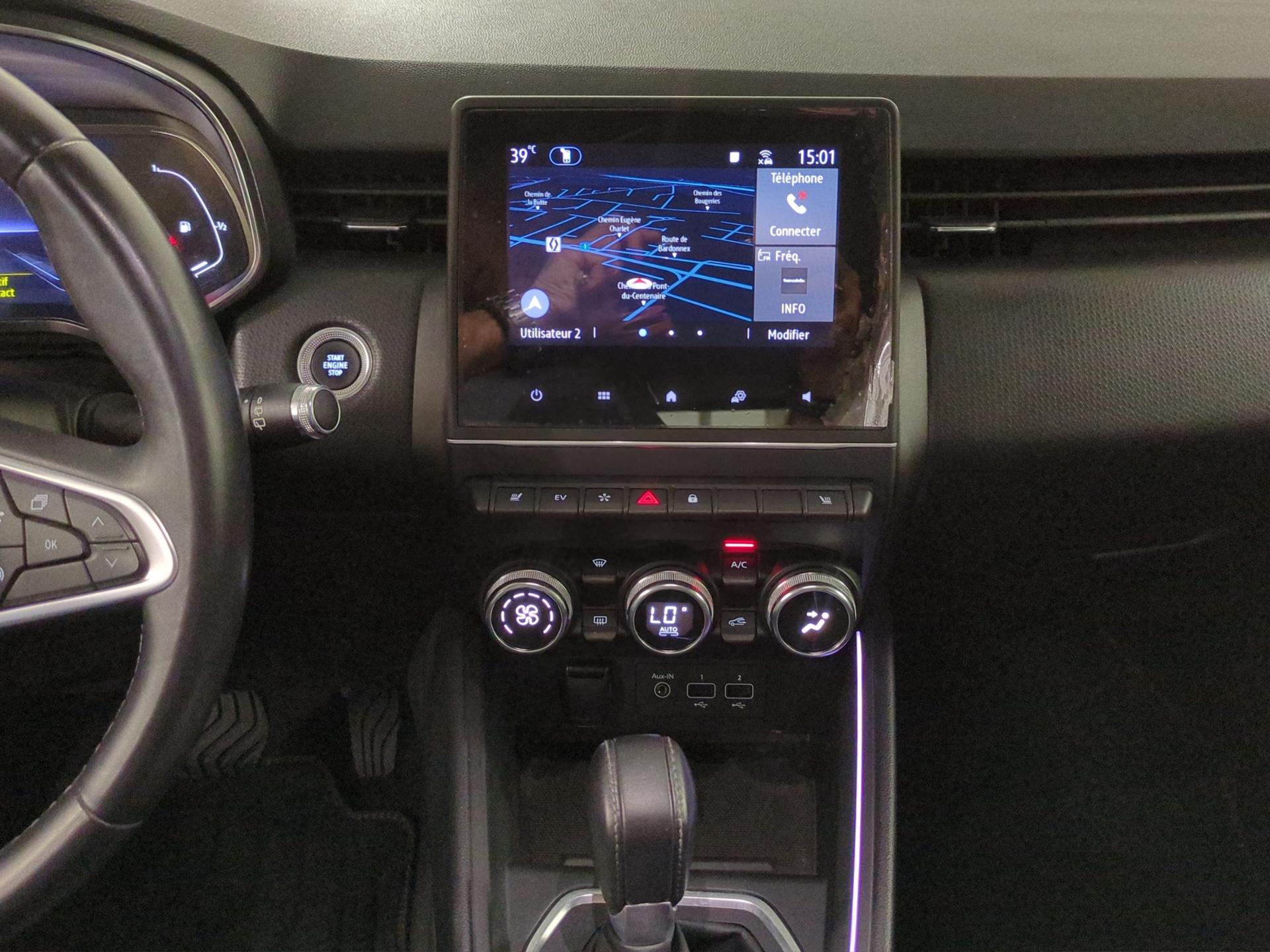 RENAULT Clio 1.6 E-Tech Intens-image-11