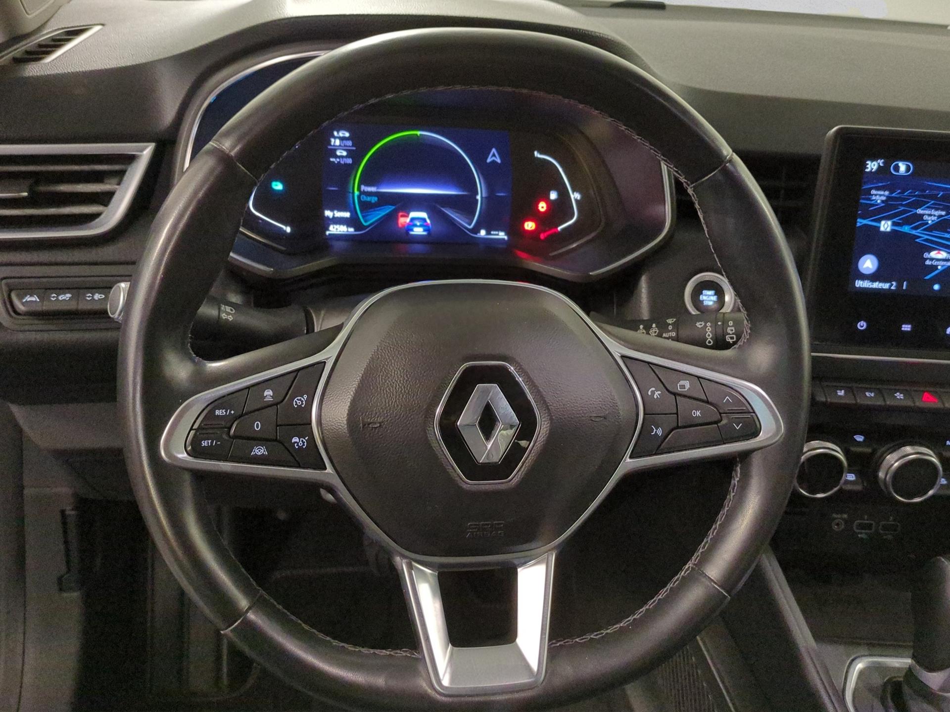 RENAULT Clio 1.6 E-Tech Intens-image-9