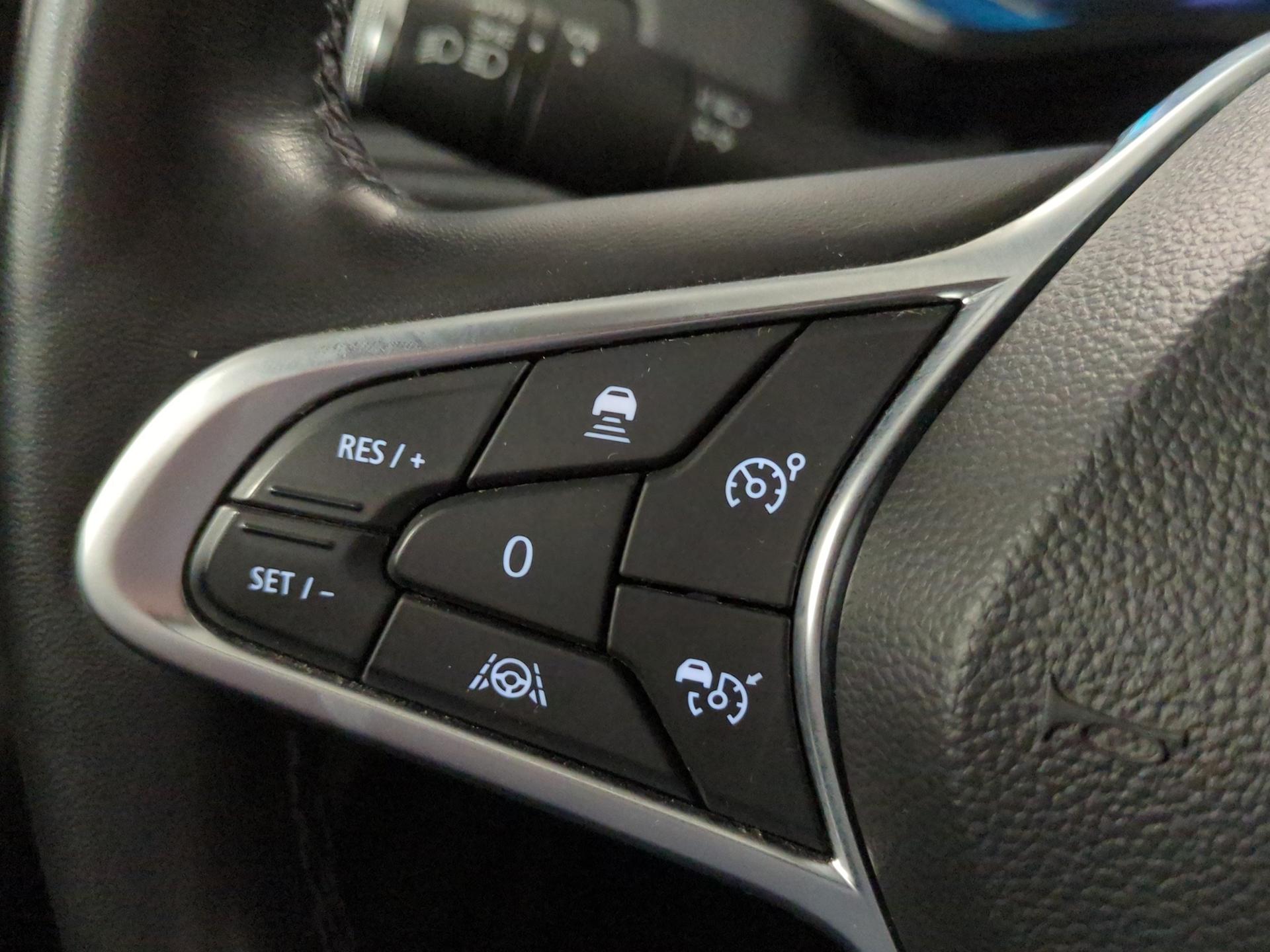 RENAULT Clio 1.6 E-Tech Intens-image-18