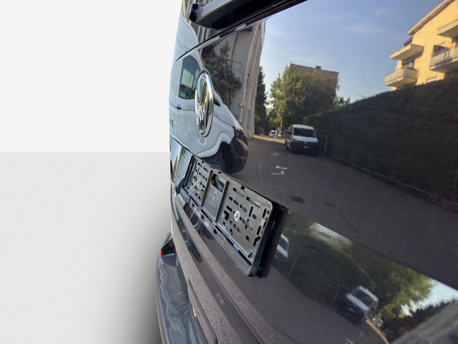 VW T6.1 2.0 TDI 4Motion DSG-image-10
