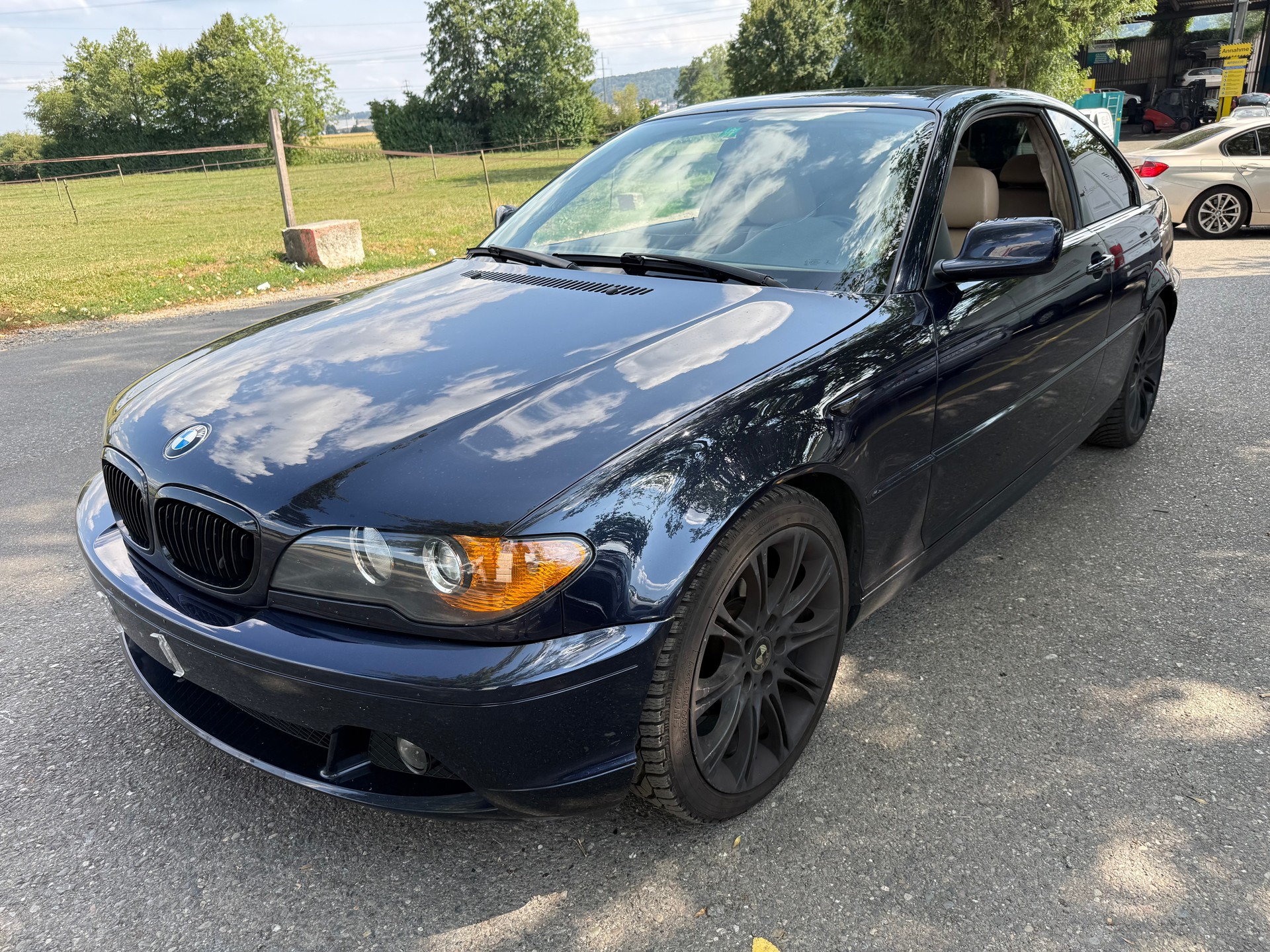 BMW 320Ci Coupé-image-2
