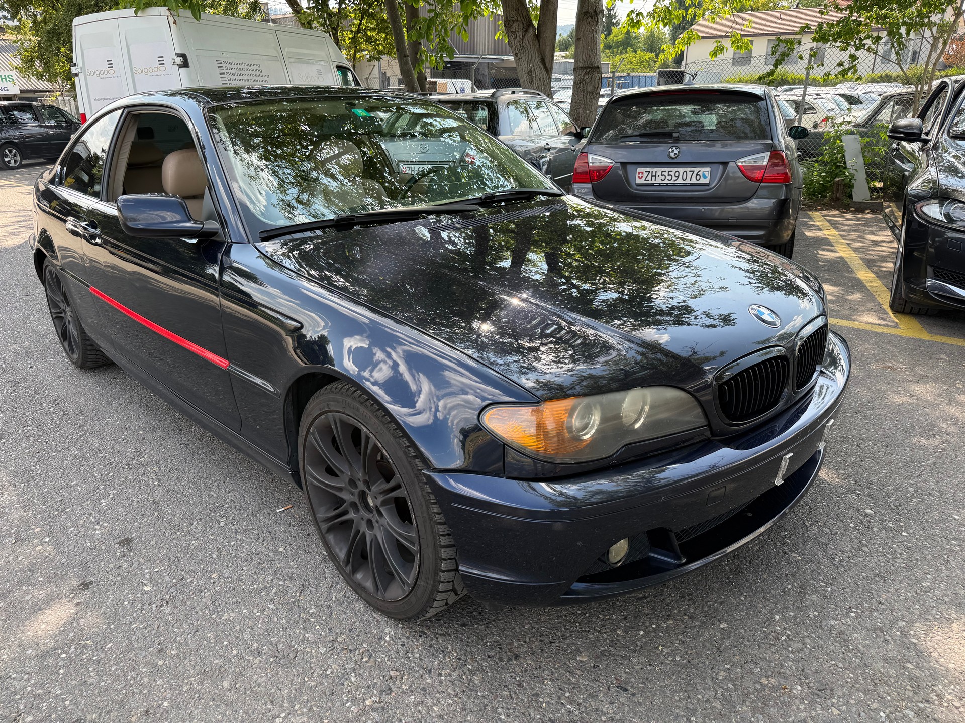 BMW 320Ci Coupé-image-0