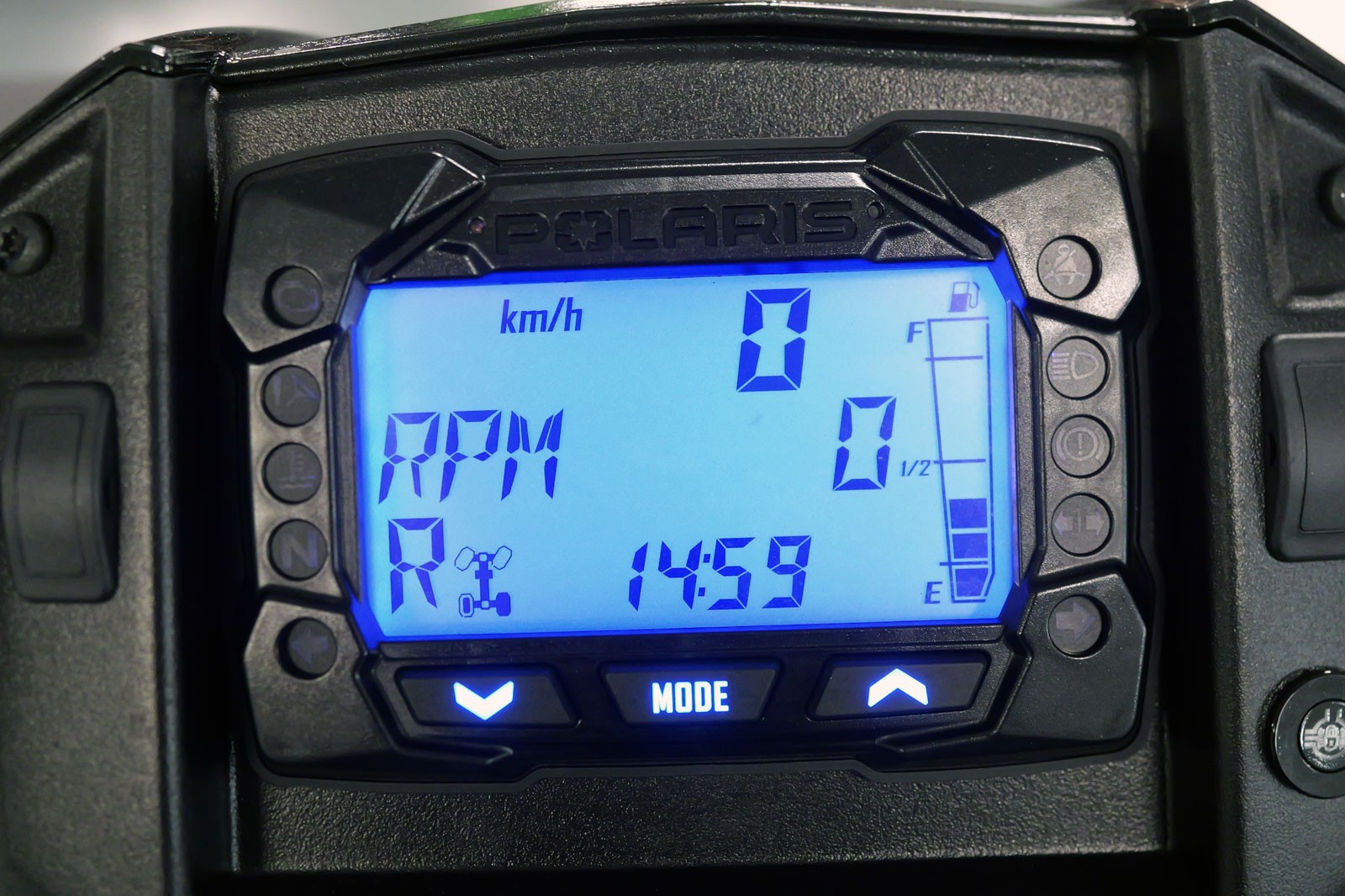 POLARIS Sportsman 1000 Touring EFI 4x4-image-12
