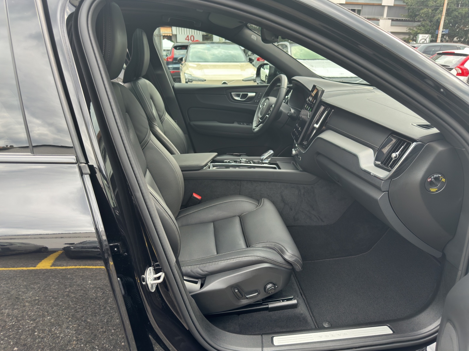Image VOLVO XC60 XC60 2.0 T6 TE Black Edition eAWD