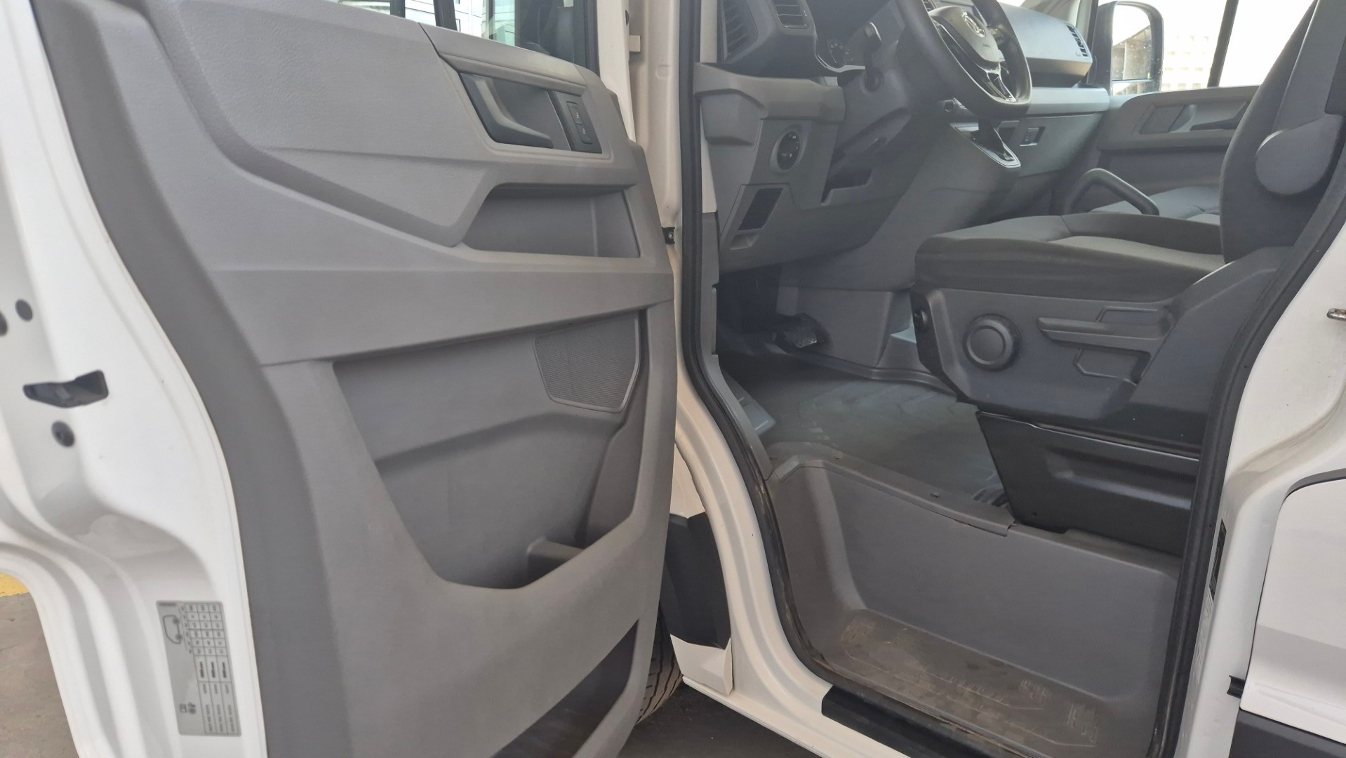 VW 35 4M-image-4