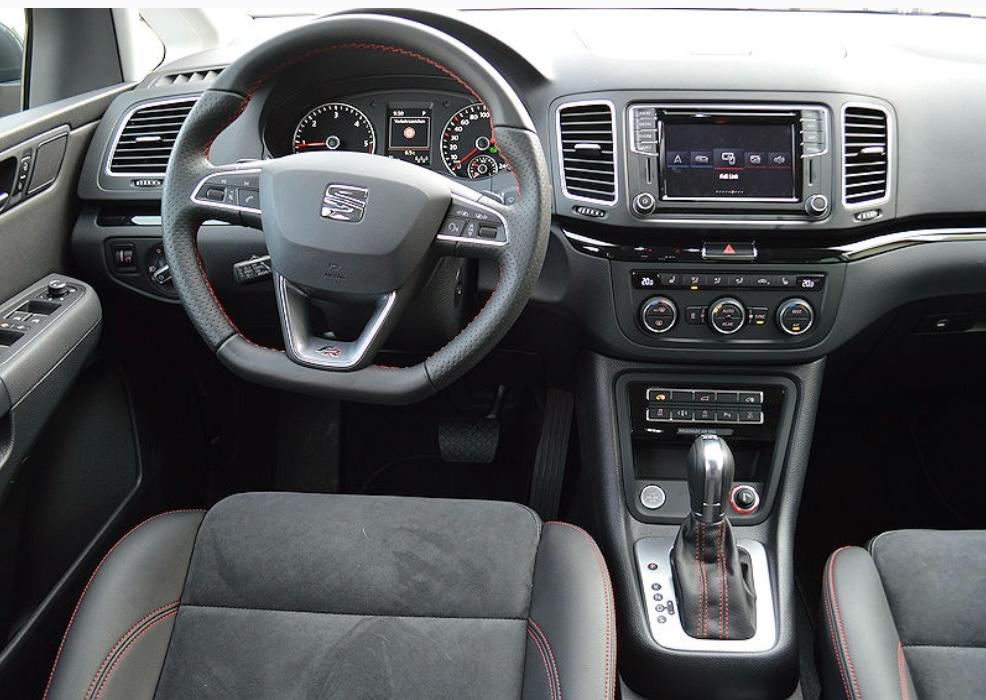 SEAT Sehr gepflegt | FR | DSG | 7-Sitzer | Panorama | Alcantara/Leder | AHK-image-6