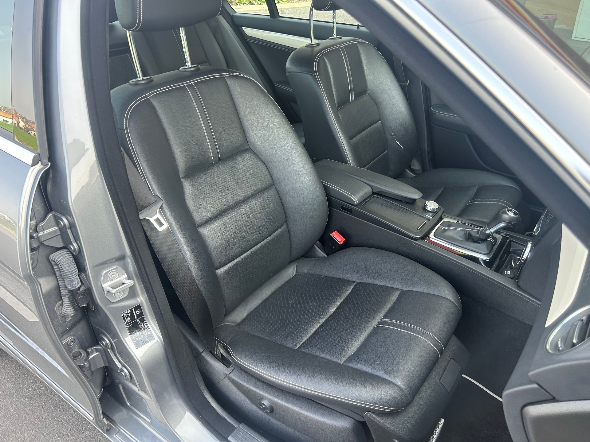 MERCEDES-BENZ C 250 CDI Elégance 4Matic 7G-Tronic-image-8