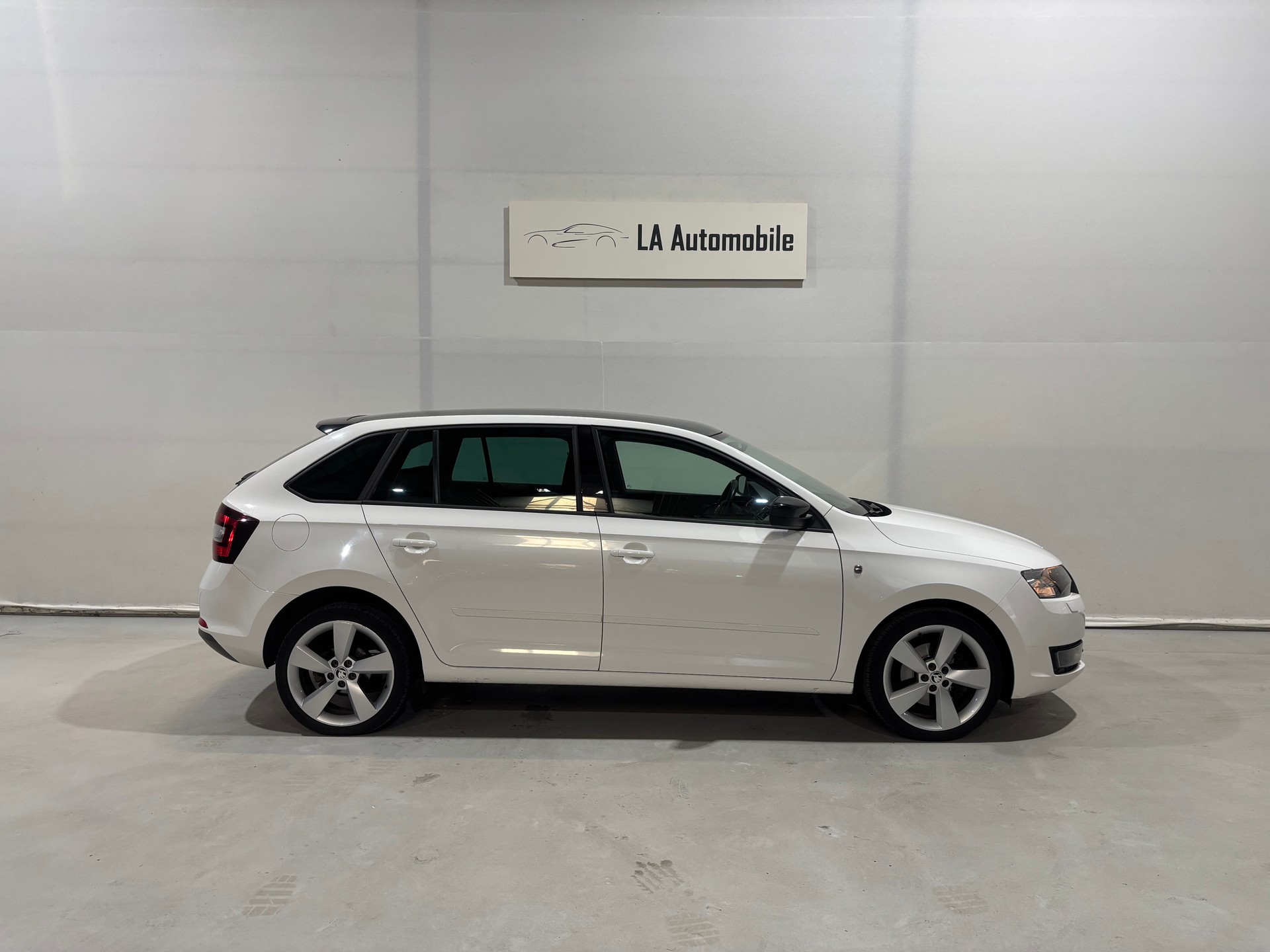 SKODA Rapid Spaceback 1.4 TSI Elegance DSG-image-6