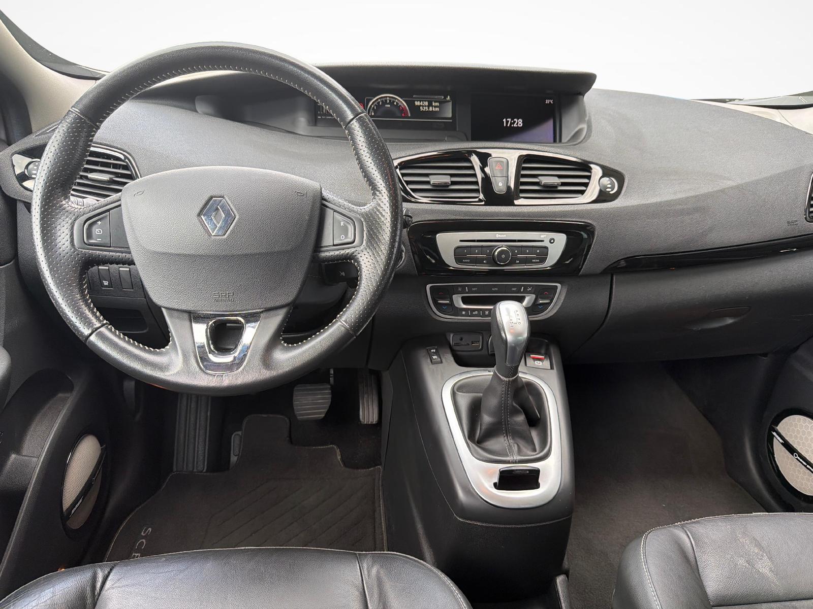 RENAULT Scénic 1.5 dCi Bose EDC-image-7