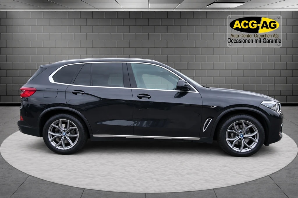 BMW X5 xDrive45e Steptronic ** 394 PS ** Voll-Leder ** Navi ** RF-Kamera 360° ** Abstandsregelsysteme ** Sitzmemory ** Modell 2022-image-5
