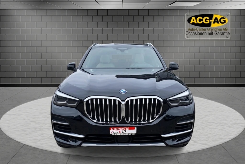 BMW X5 xDrive45e Steptronic ** 394 PS ** Voll-Leder ** Navi ** RF-Kamera 360° ** Abstandsregelsysteme ** Sitzmemory ** Modell 2022-image-1