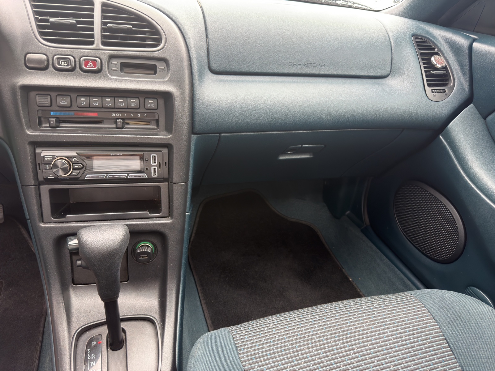 MAZDA 323 1.8i-image-8