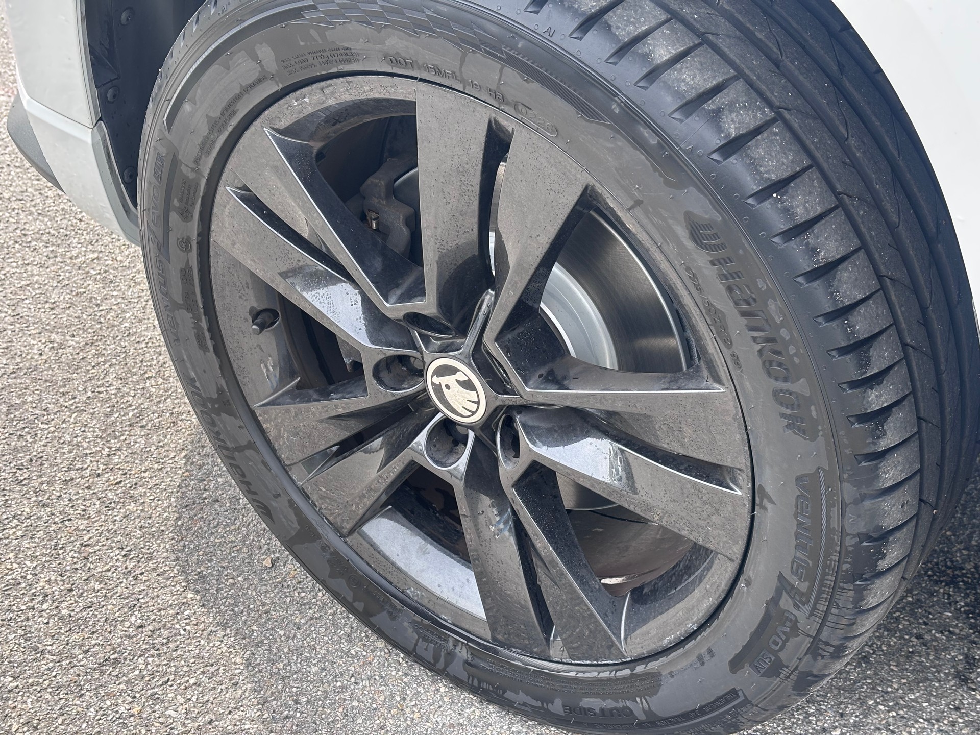 SKODA Karoq 2.0 TSI SportLine 4x4 DSG-image-4