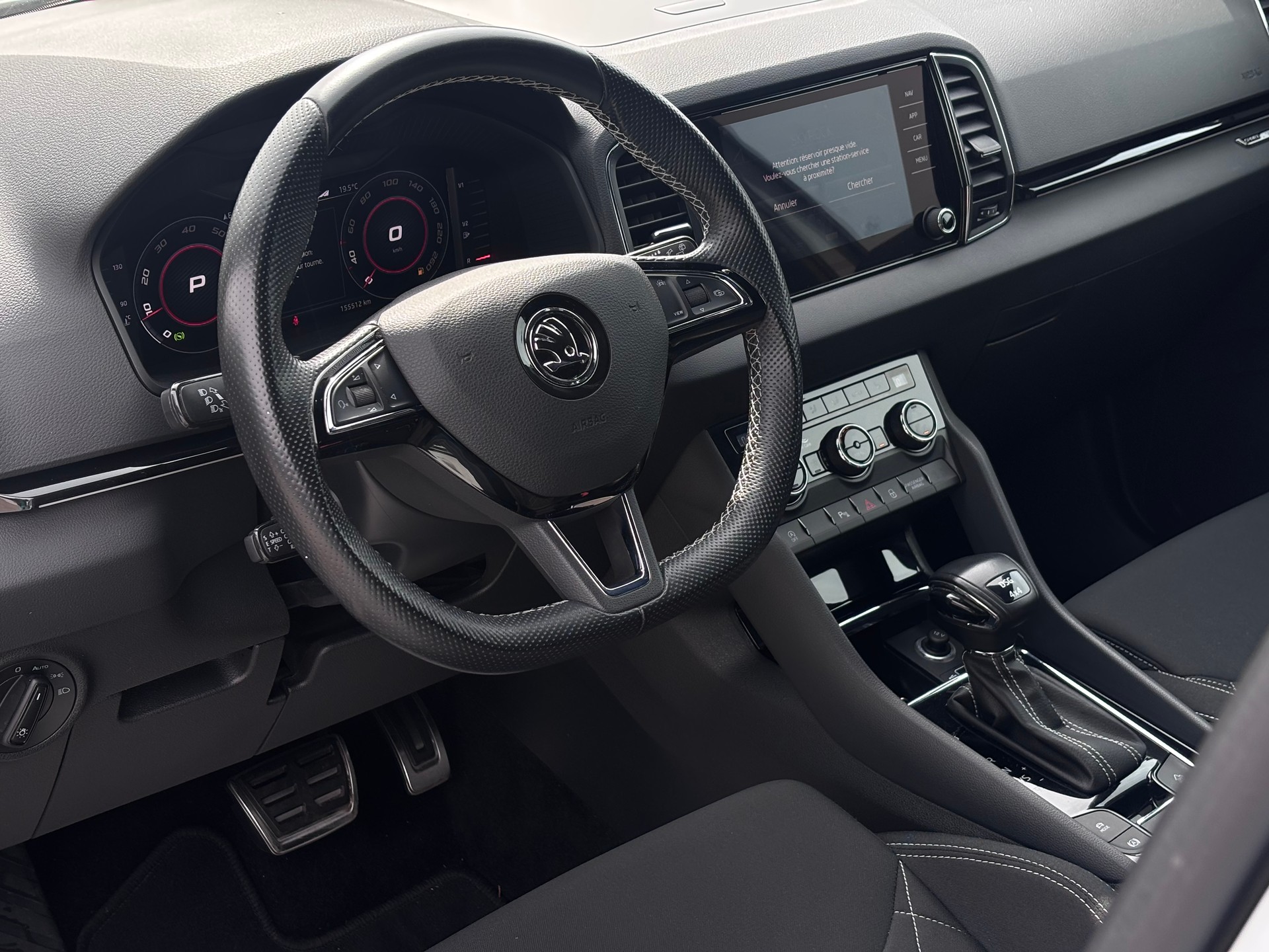 SKODA Karoq 2.0 TSI SportLine 4x4 DSG-image-9