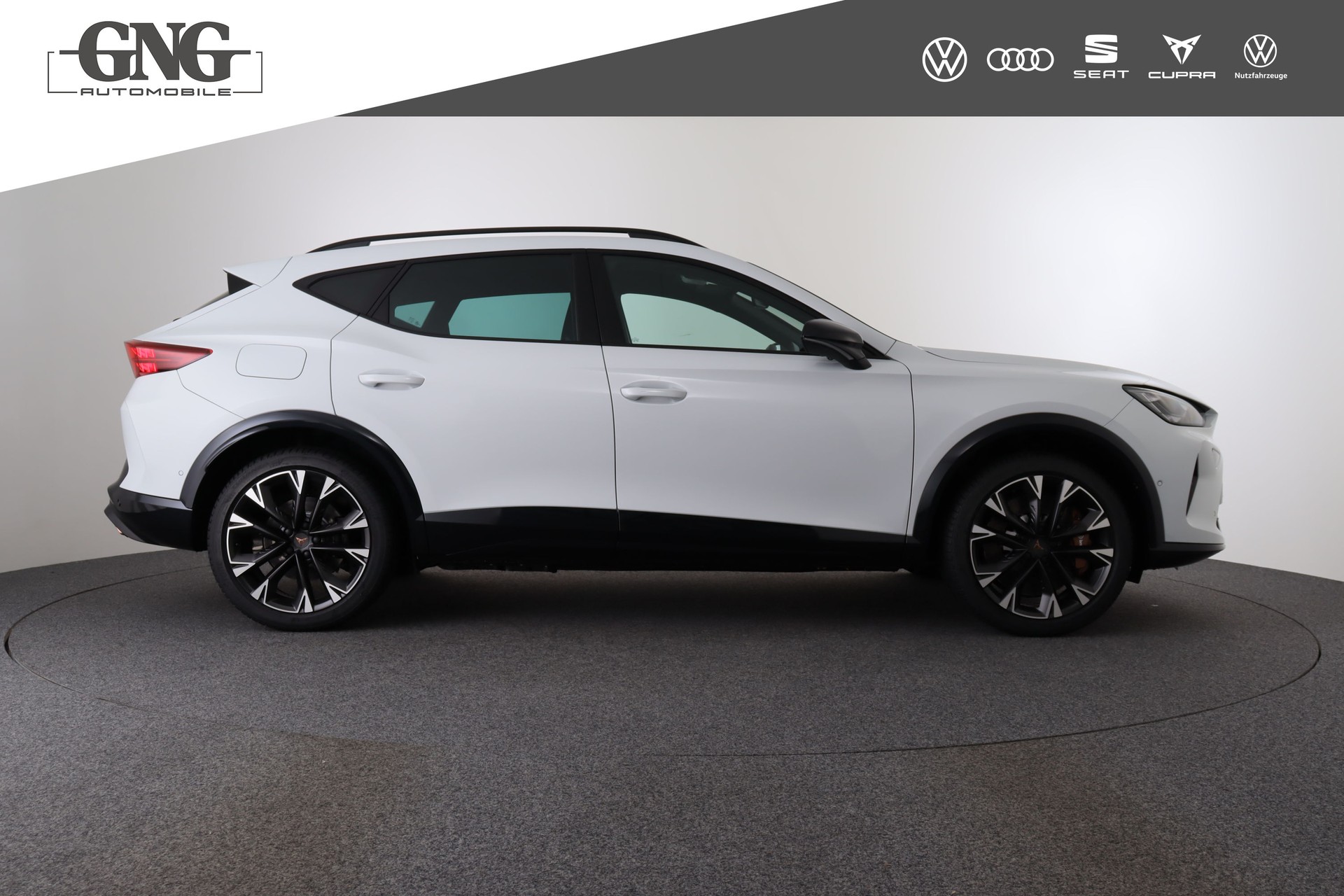 CUPRA Formentor 1.5 e-HYBRID pHEV VZ DSG-image-8