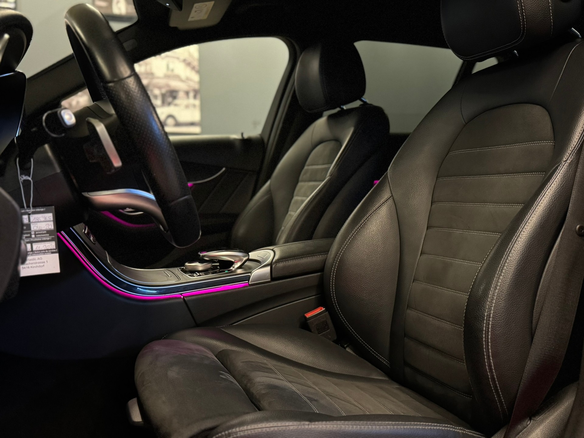 MERCEDES-BENZ C 220 d Swiss Star AMG Line 4M 9G-Tronic-image-11