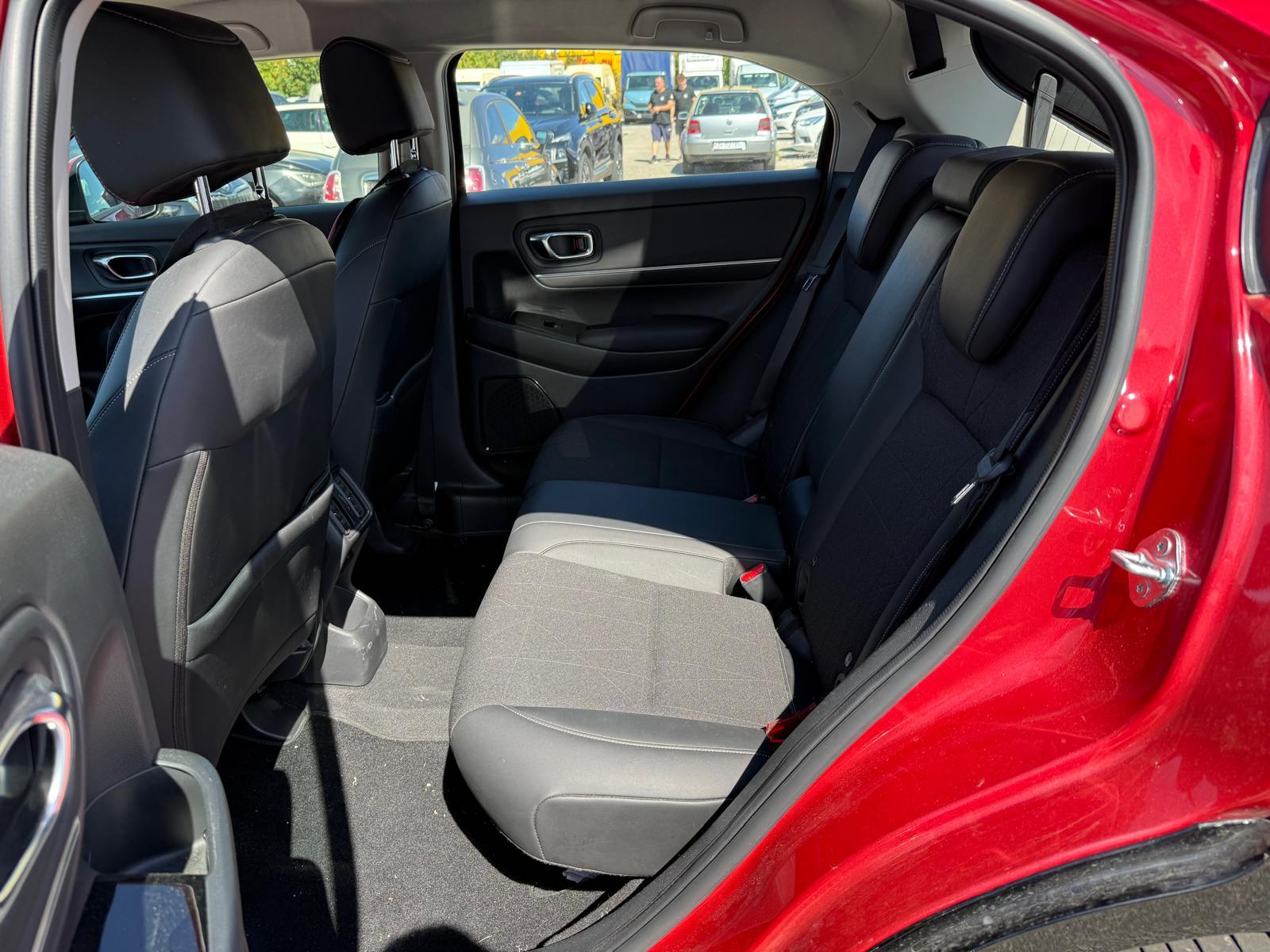 HONDA HR-V 1.5 i-MMD Advance-image-16