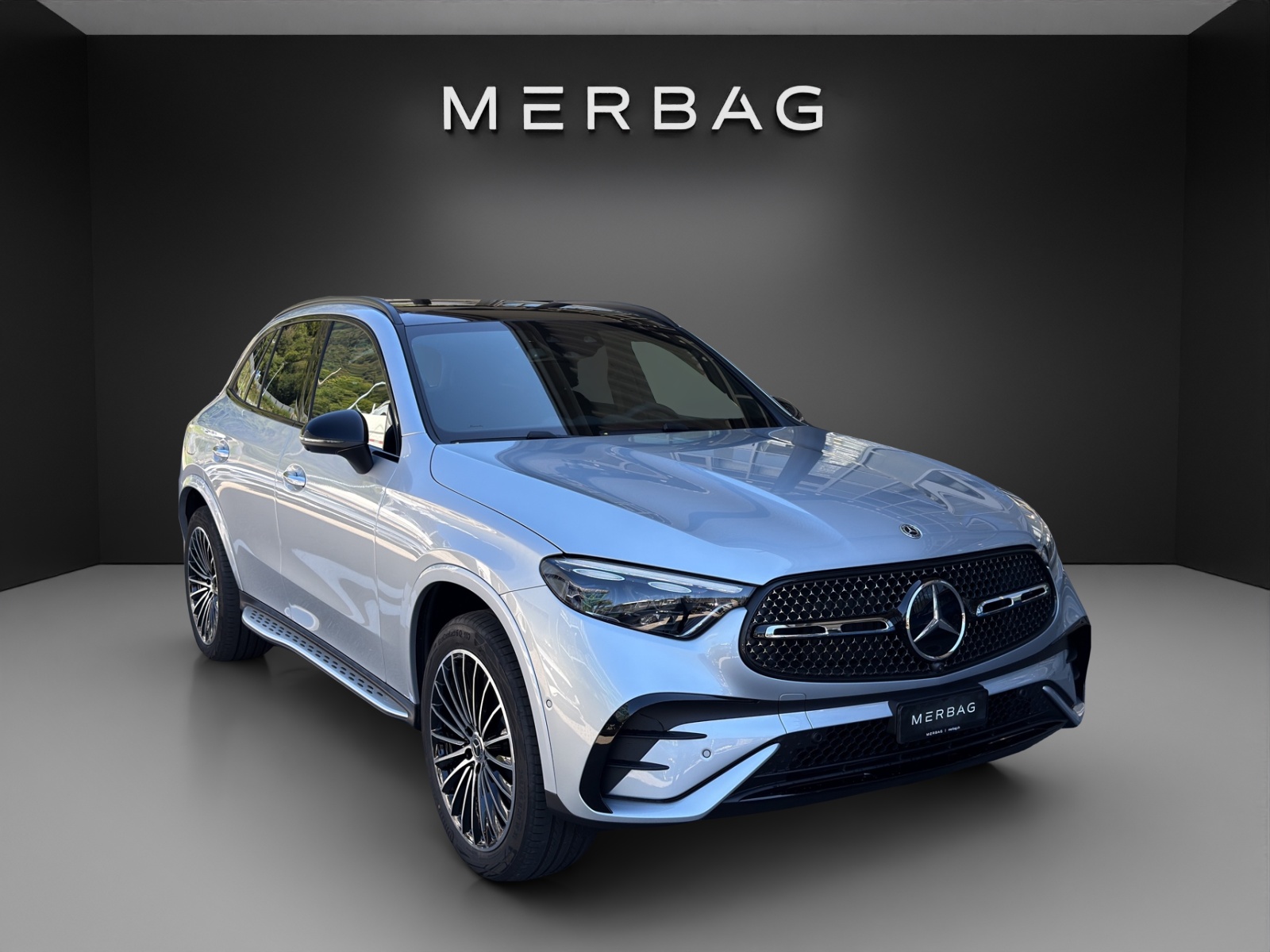 MERCEDES-BENZ GLC 300 e 4Matic 9G-Tronic-image-5