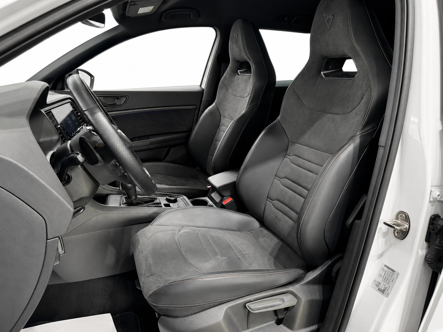 CUPRA Ateca 2.0TSI 4Drive DSG * Supersportlenkrad *-image-10