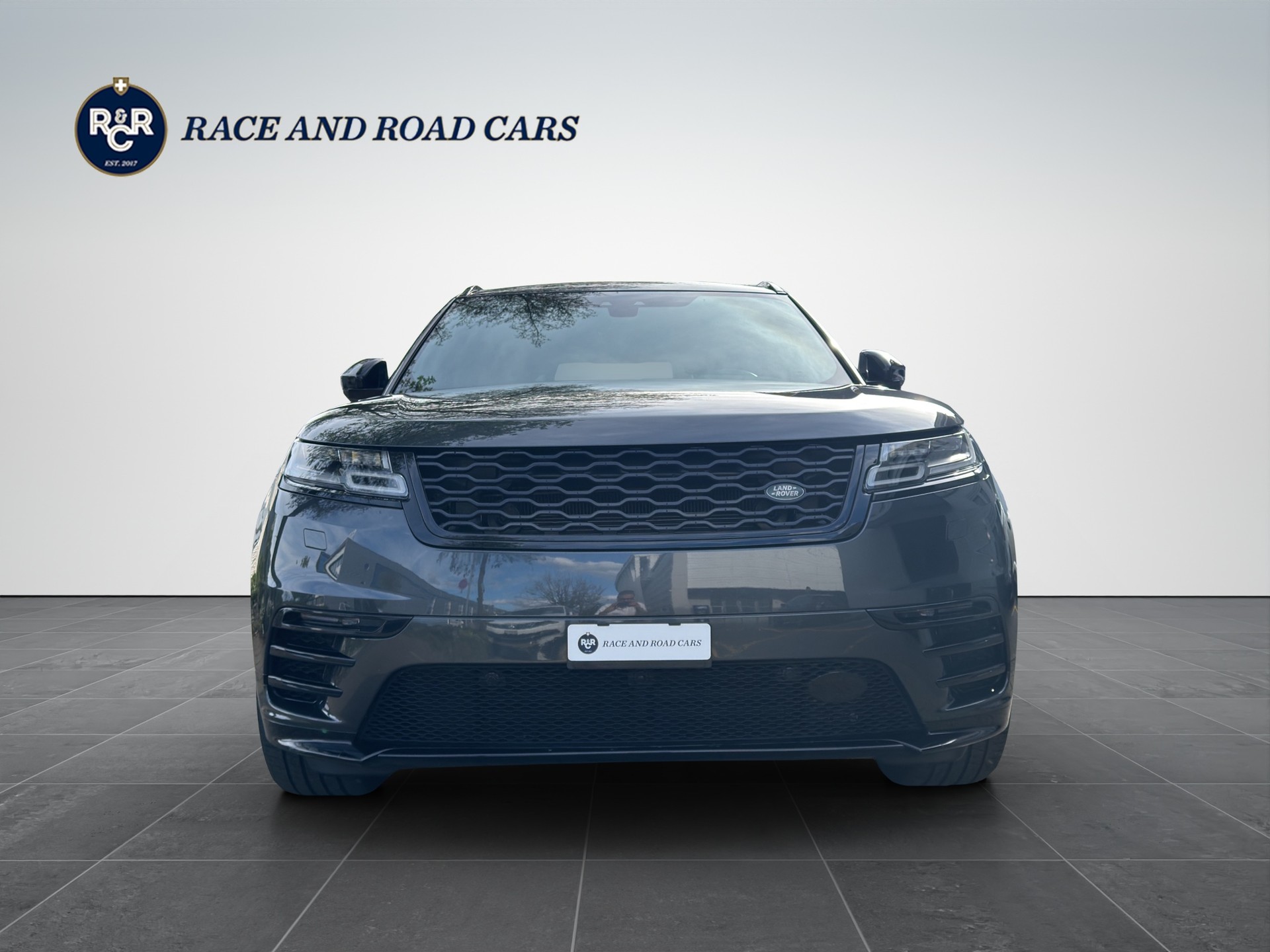 LAND ROVER Range Rover Velar 3.0 D 300 R-Dynamic-image-1