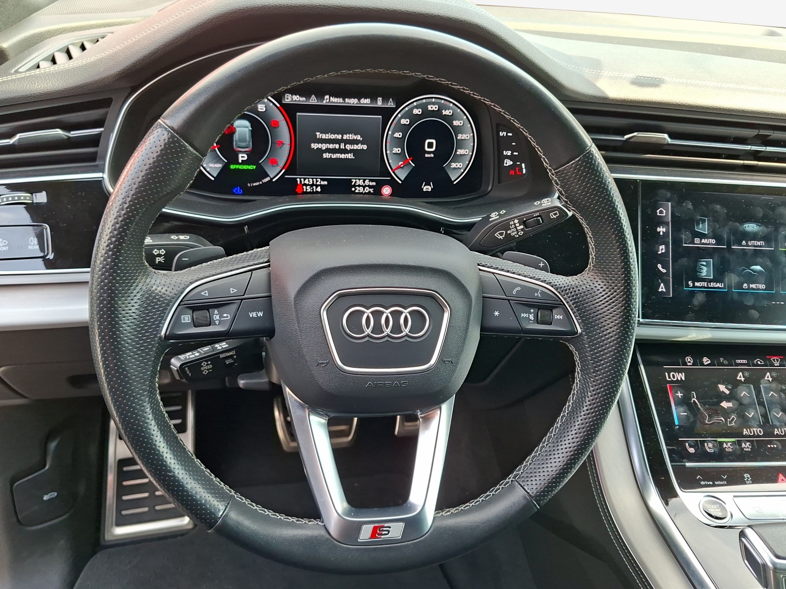 AUDI Q8 55 TFSI quattro tiptronic-image-9