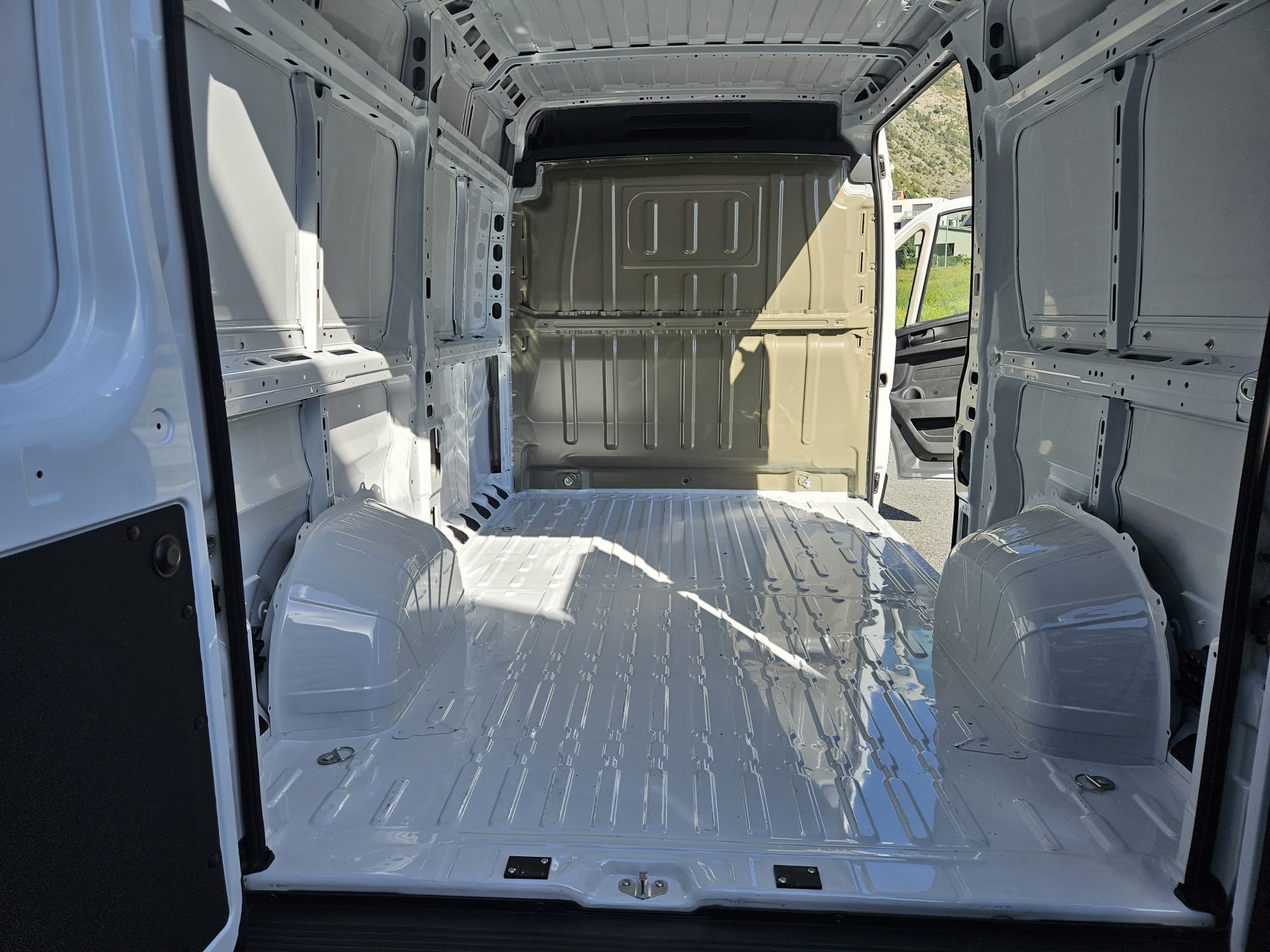 FIAT Ducato 2.2 MJ DL 3.5t L2H2-image-12