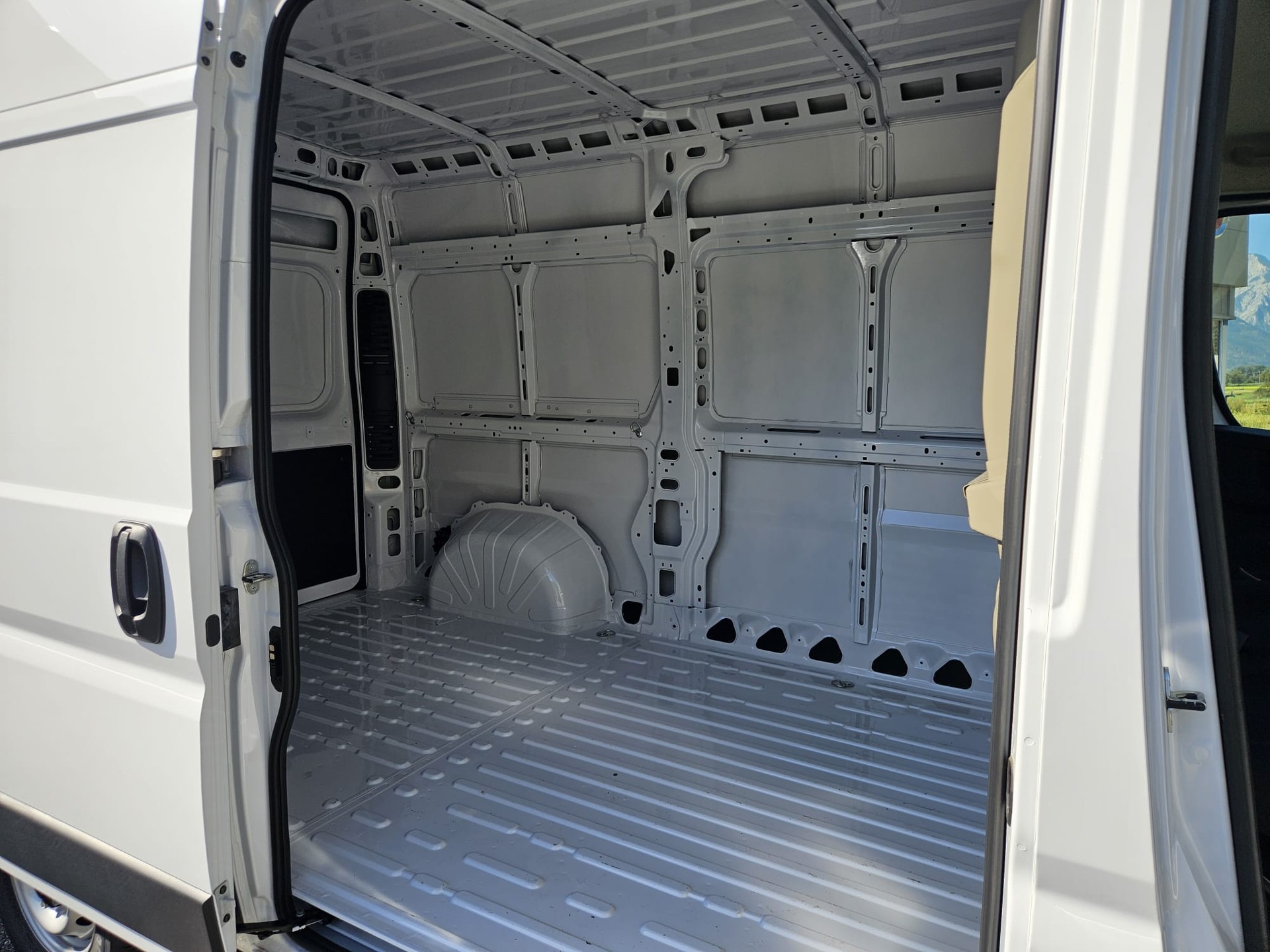FIAT Ducato 2.2 MJ DL 3.5t L2H2-image-11