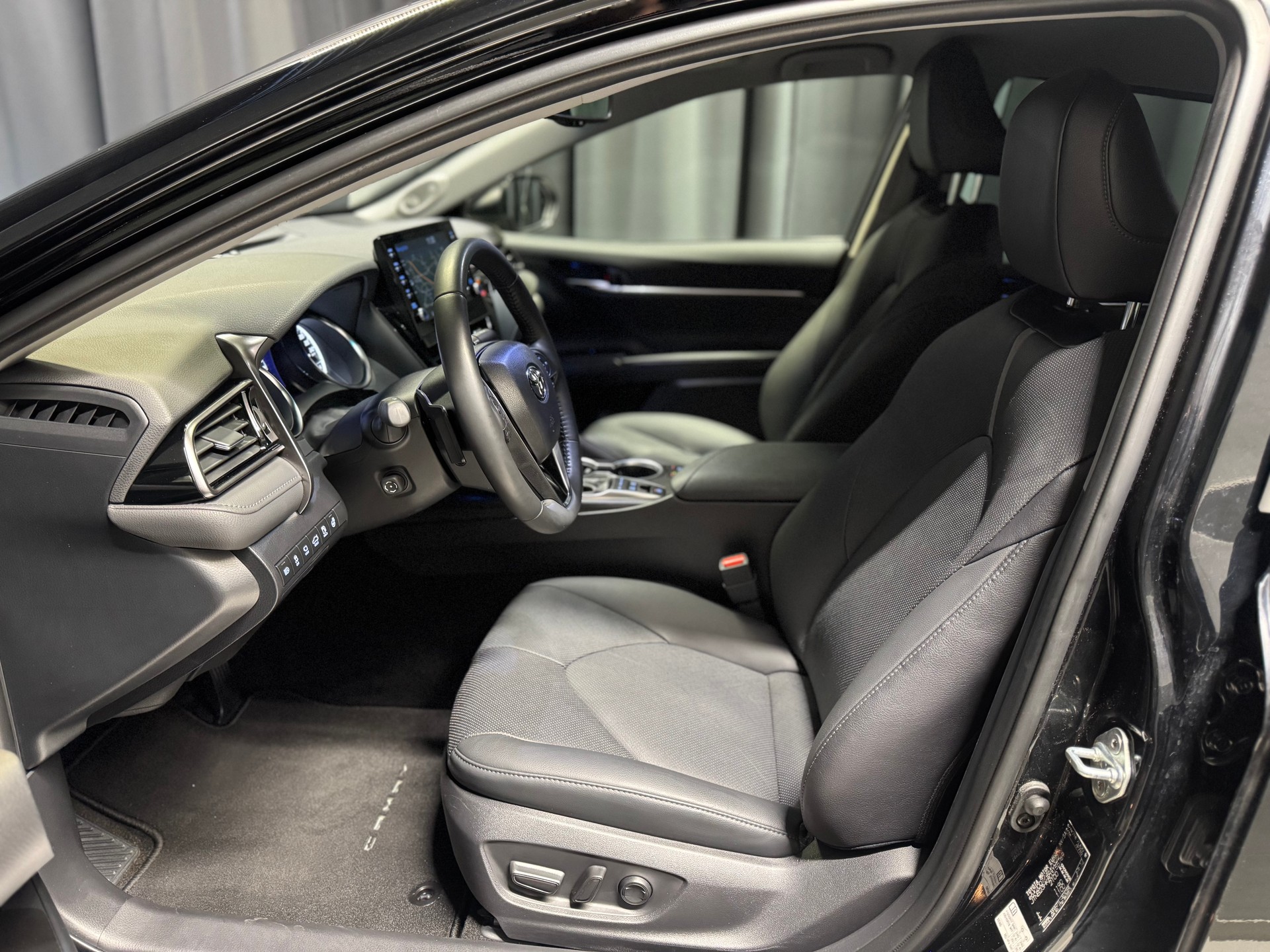 TOYOTA Camry 2.5 HSD e-CVT Premium(4)(M)-image-6