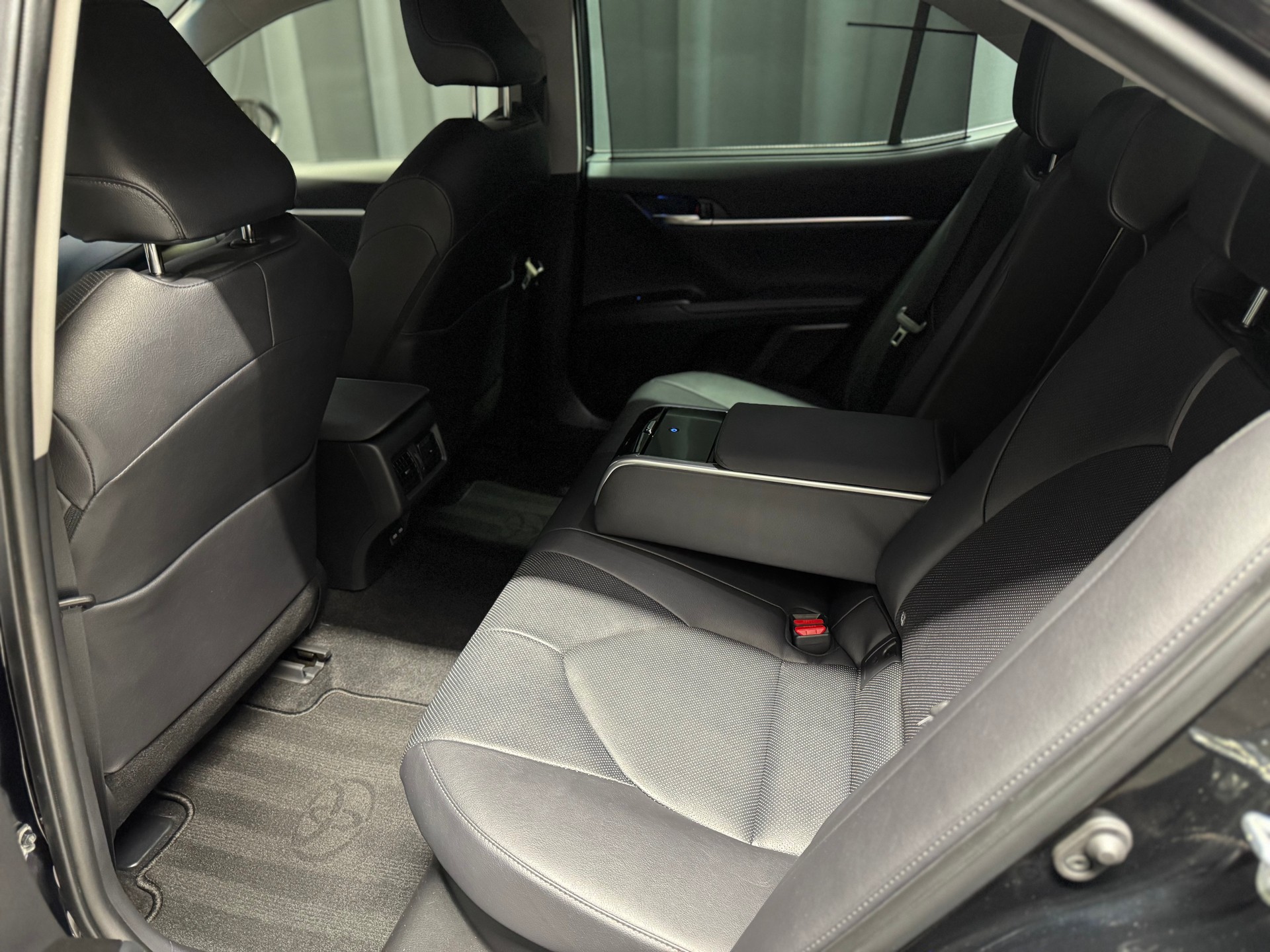 TOYOTA Camry 2.5 HSD e-CVT Premium(4)(M)-image-7