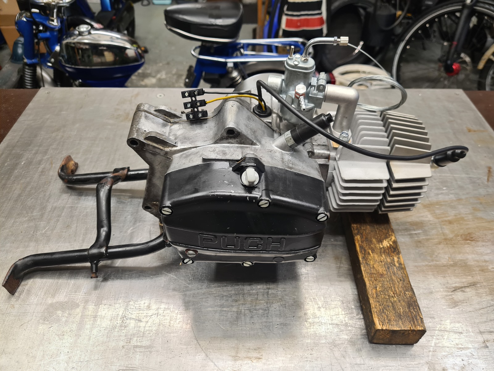 PUCH Supermaxi LG2-image-12